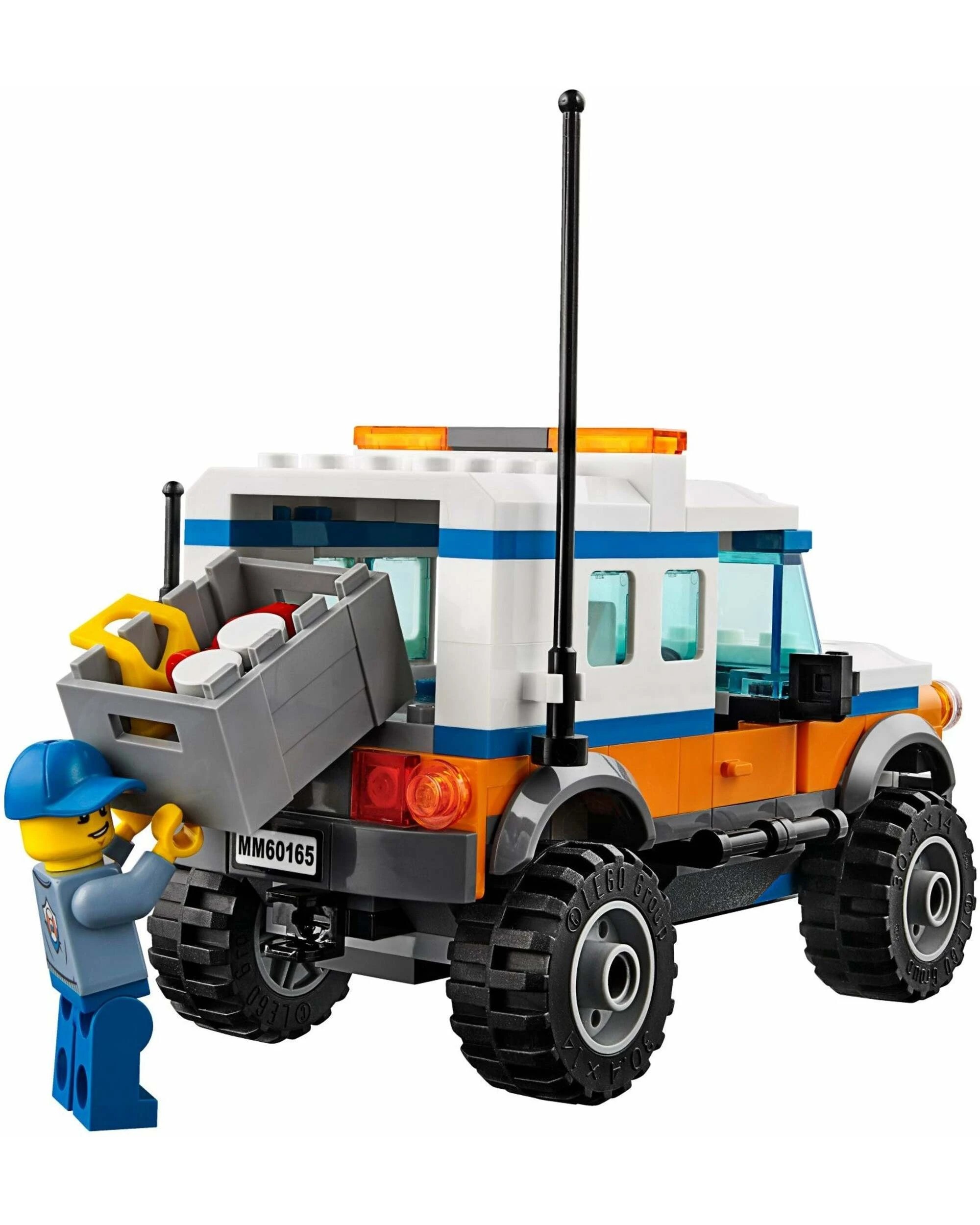 4 LEGO 60165 Coast Guard 4x4 Response Unit & Rescue Boat, 4 of 5