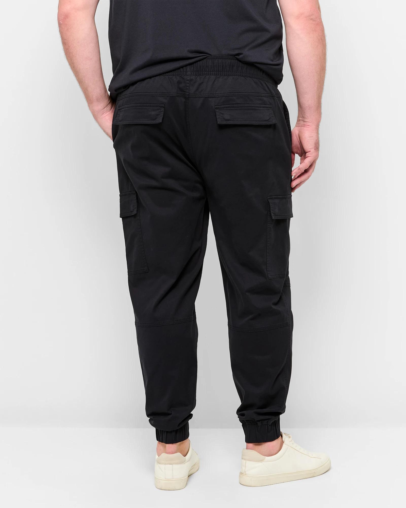 4 Target Plus Size Panel Cargo Jogger Pants BLACK, 4 of 5