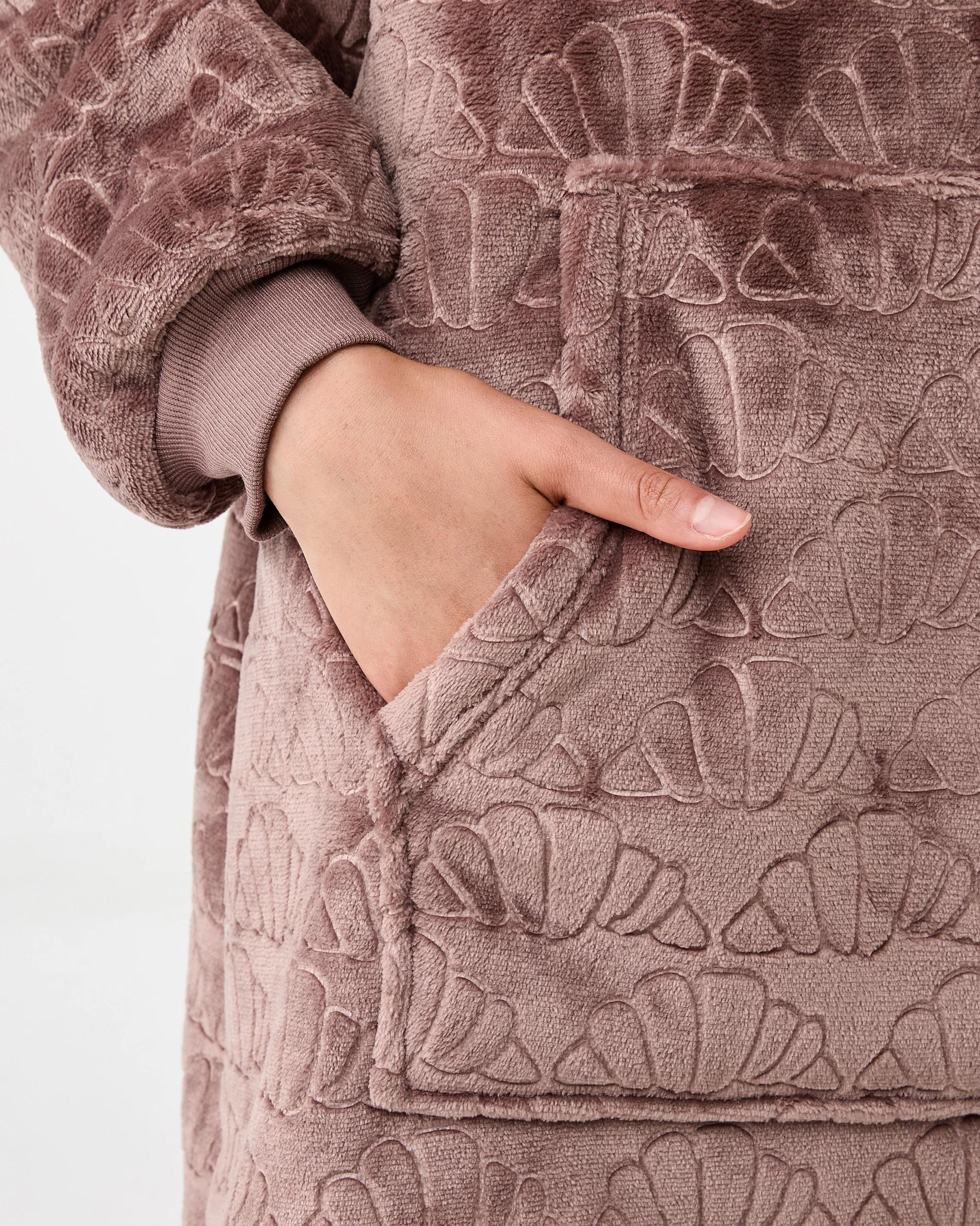 6 Pull Over Gown Choc Chip, 6 of 7