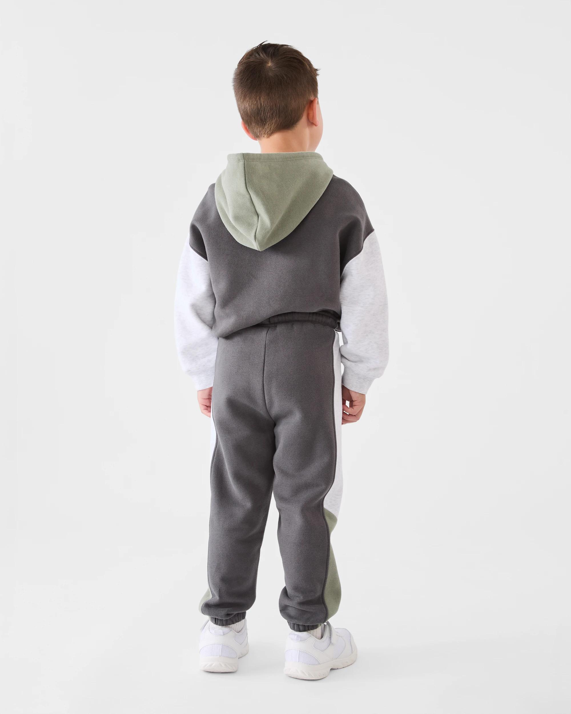 6 Panel Trackpants Magnet, 6 of 6