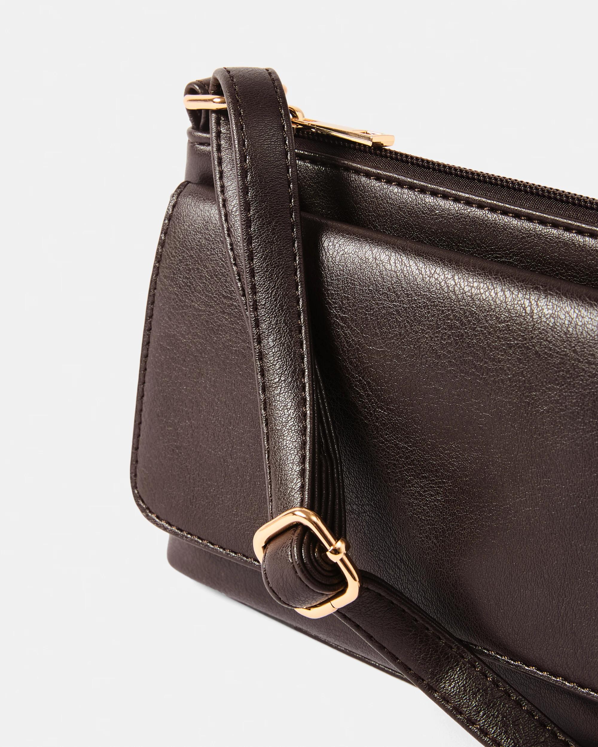 4 Envelope Pocket Crossbody Bag Deep Fudge, 4 of 5