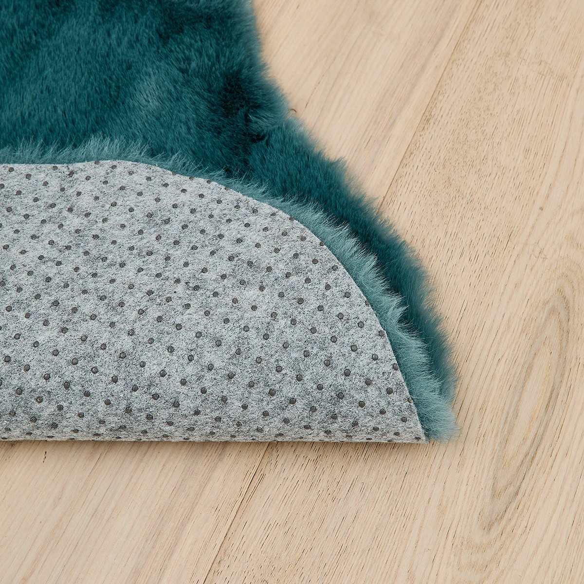 3 Green Faux Fur Rug - Green, 110cm x 65cm, 3 of 7