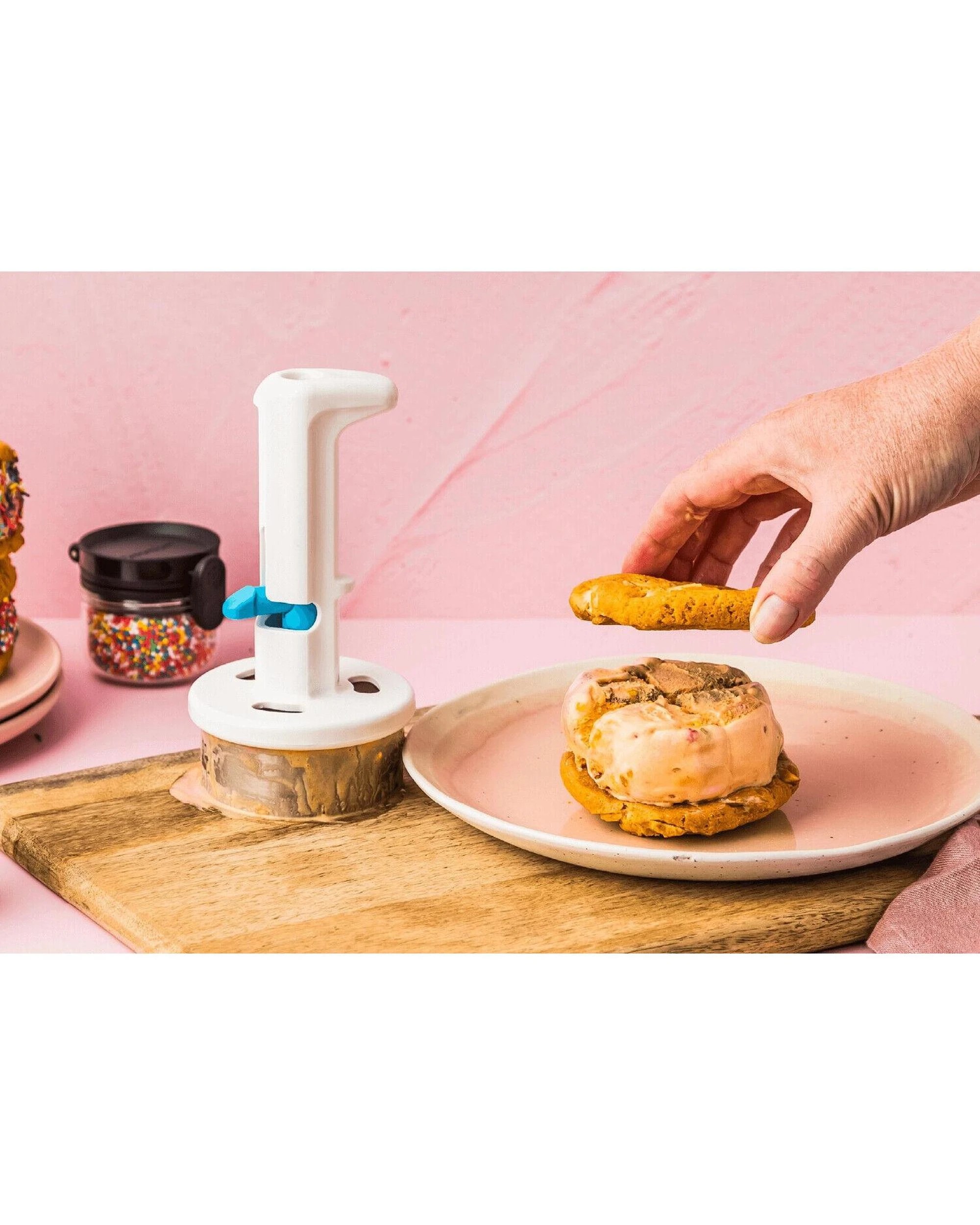 5 Dreamfarm Icepo Ice Cream Scoop Sandwich  White, 5 of 8