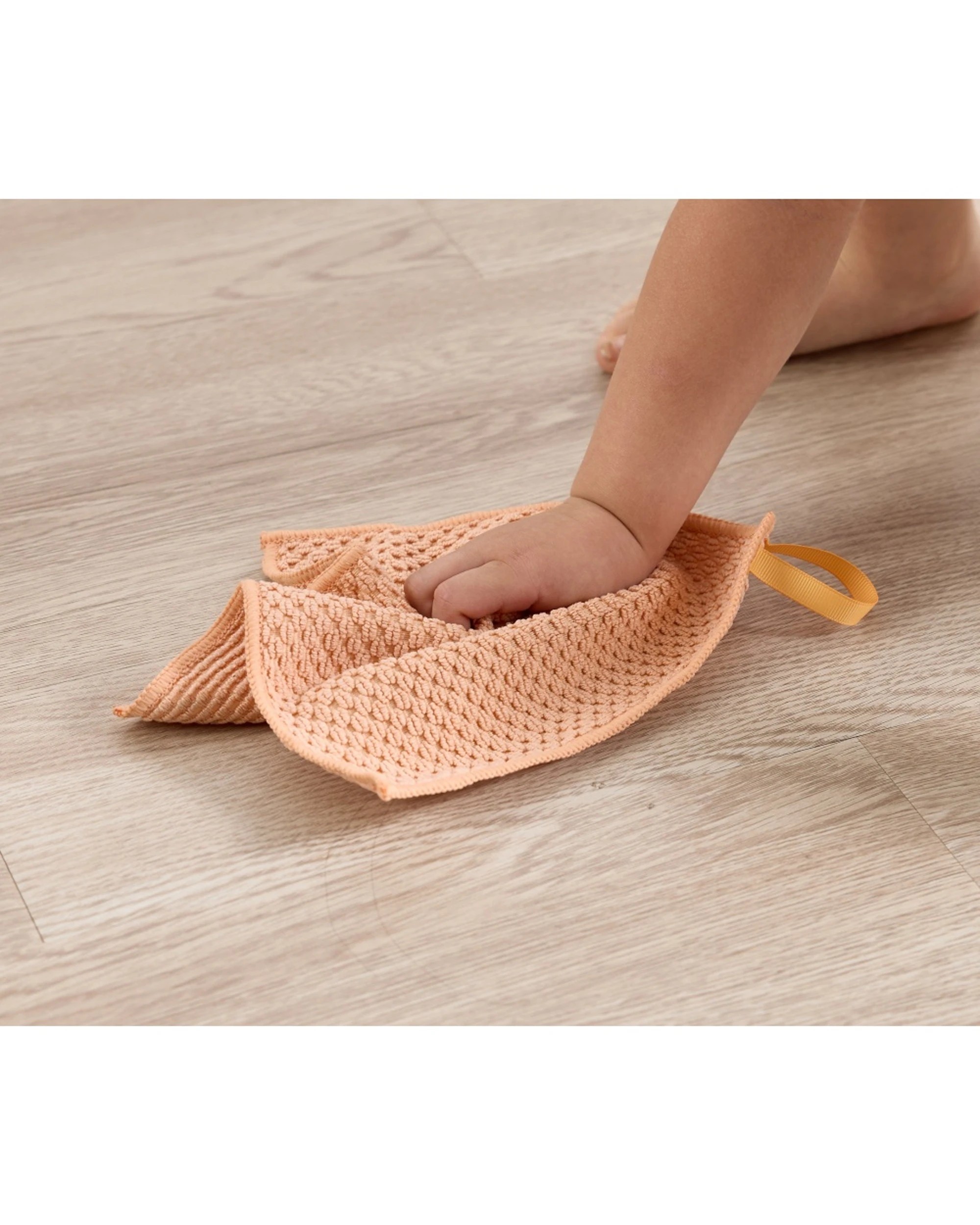 5 Hape Clean Up Bucket Set With Spray Dustpan Brush Kids - Multi, 5 of 5