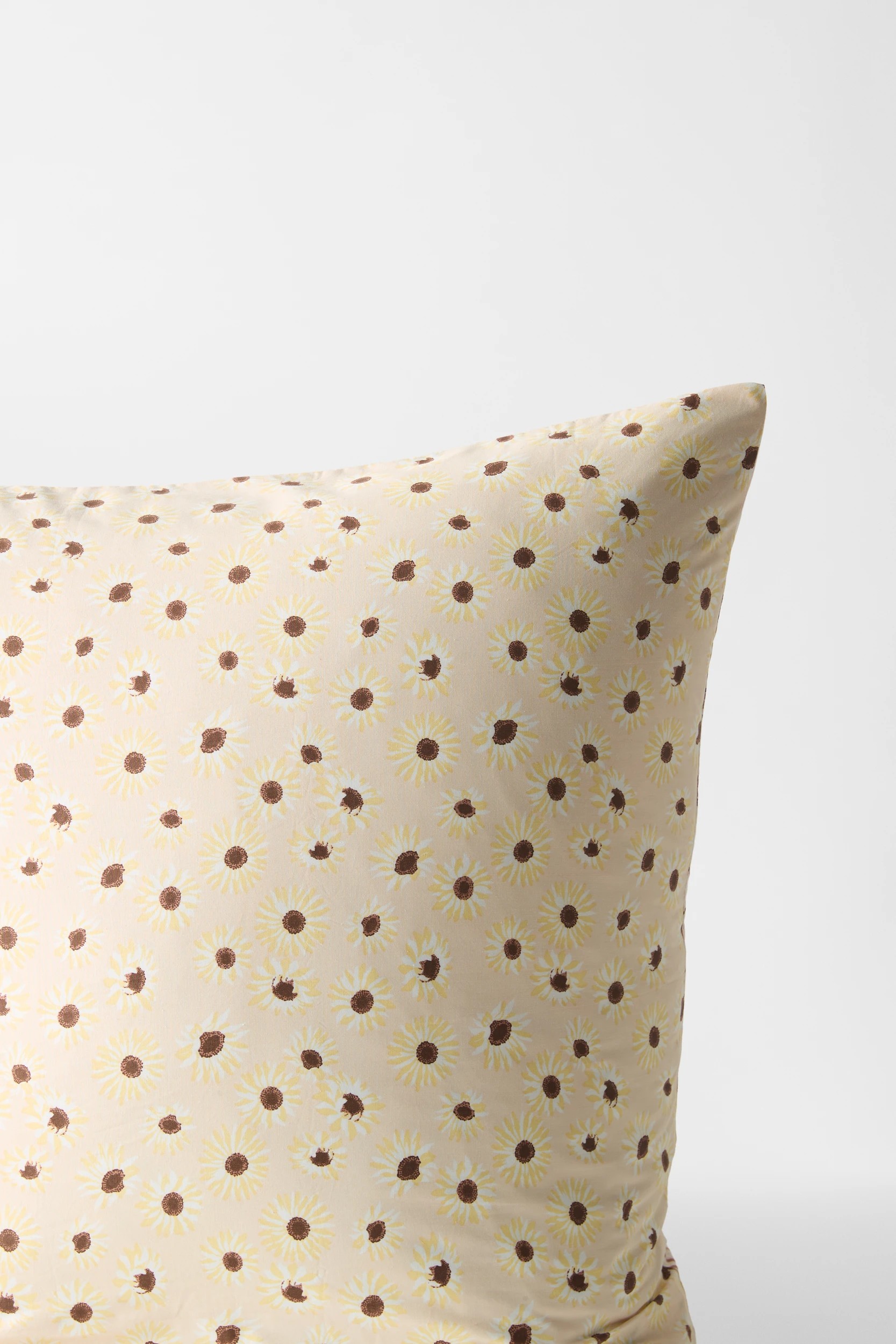 3 Target Maxie Sunflower Australian Cotton European Pillowcase - Sunlight - One Size - Yellow, 3 of 5