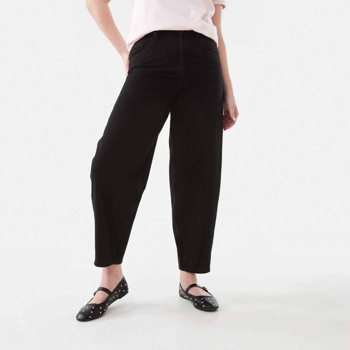 1 Barrel Leg Jeans Black Wash, 1 of 8