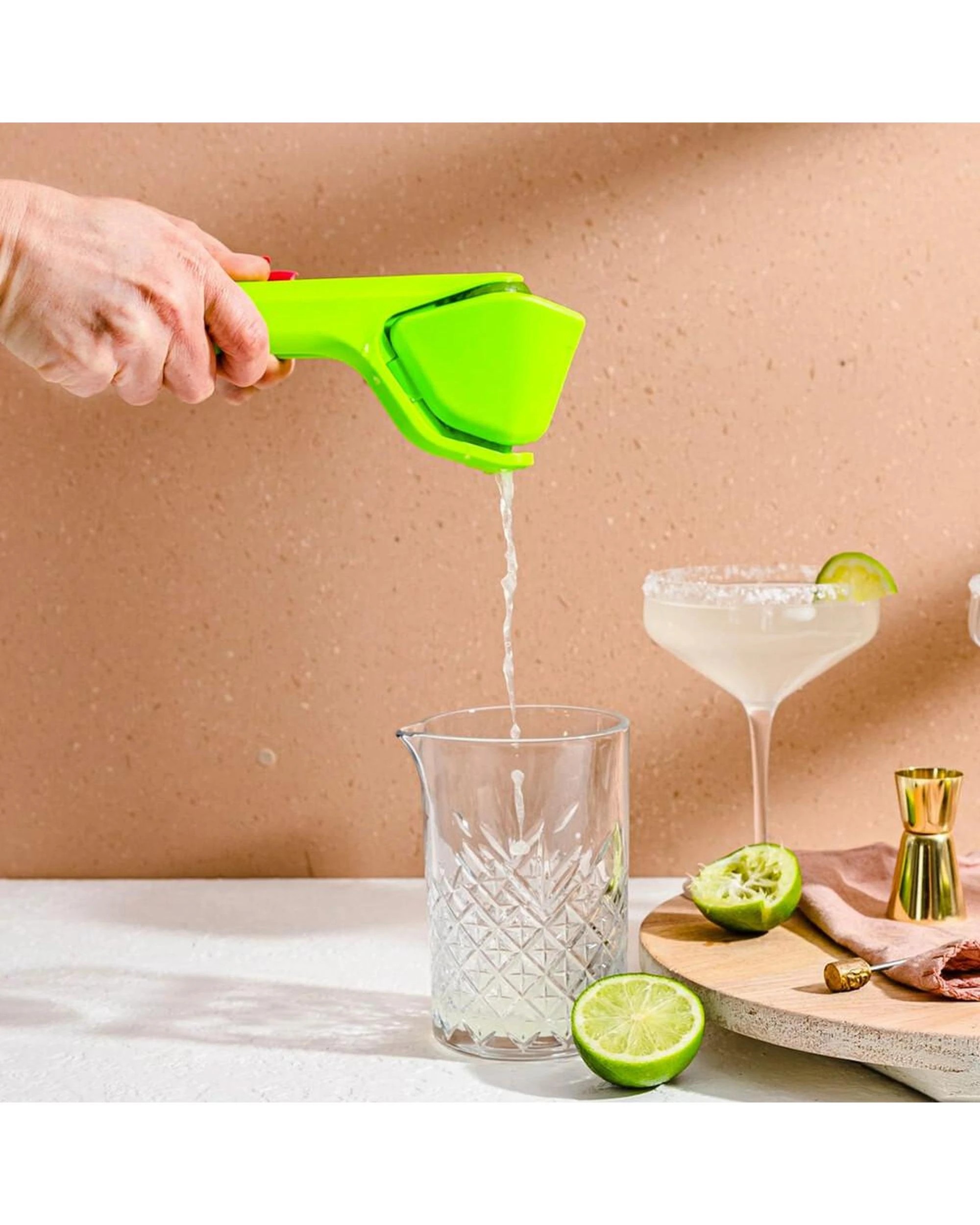 5 Dreamfarm Fluicer Fold Flat Easy Juicer  Lime, 5 of 5