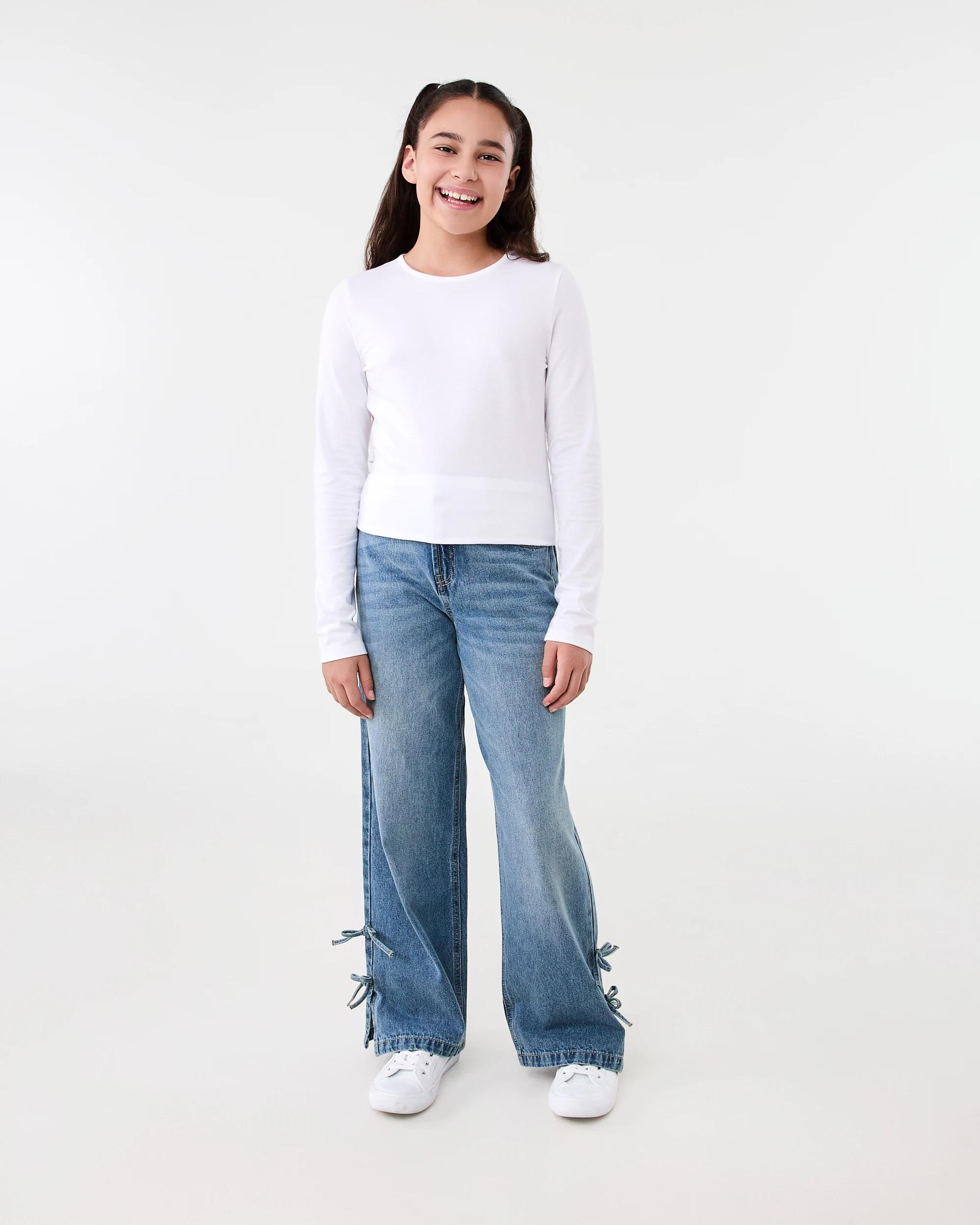 7 Side Bow Jeans Light Wash, 7 of 8