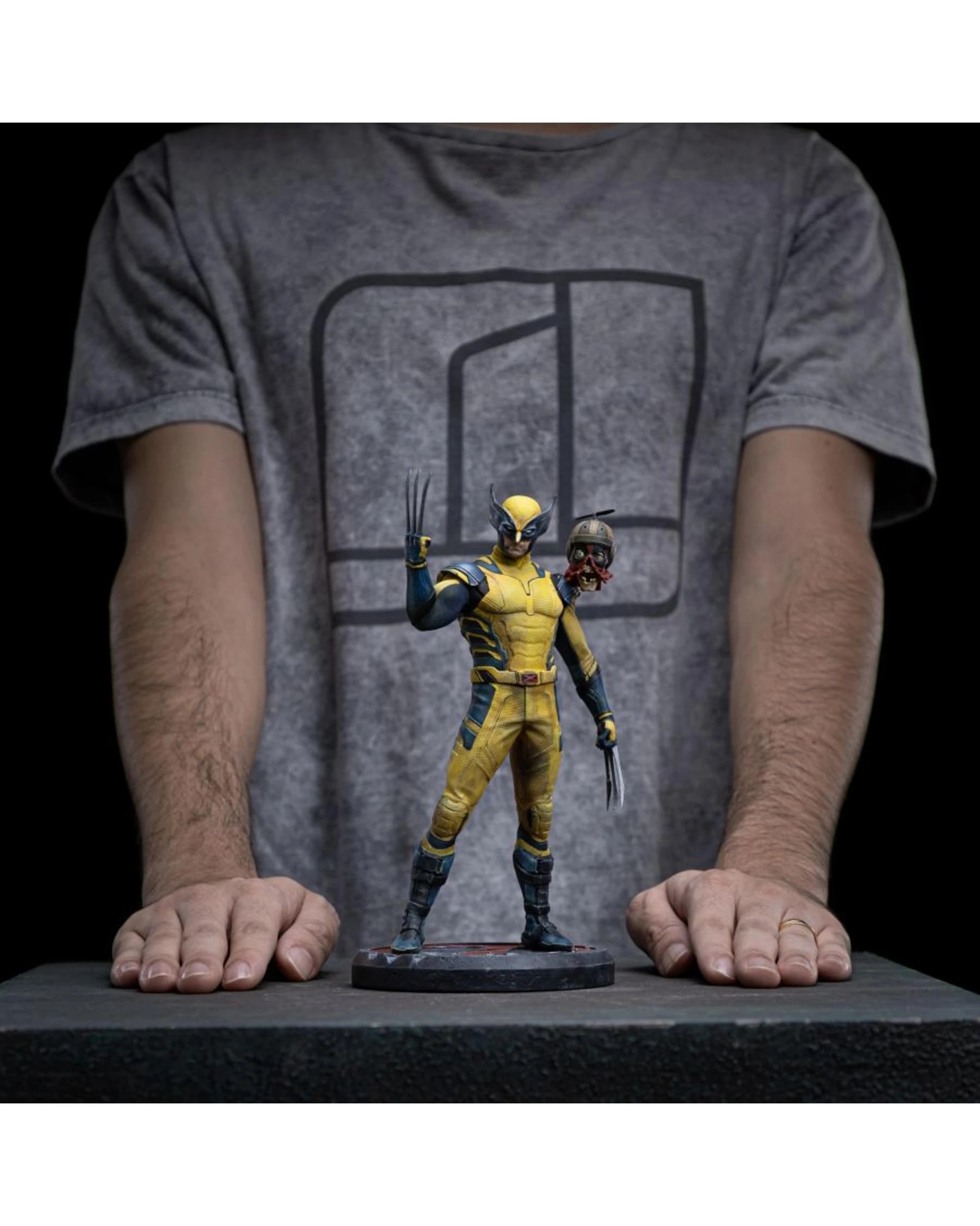 7 Deadpool and Wolverine: Wolverine and Headpool 1:10 Scale Statue, 7 of 7