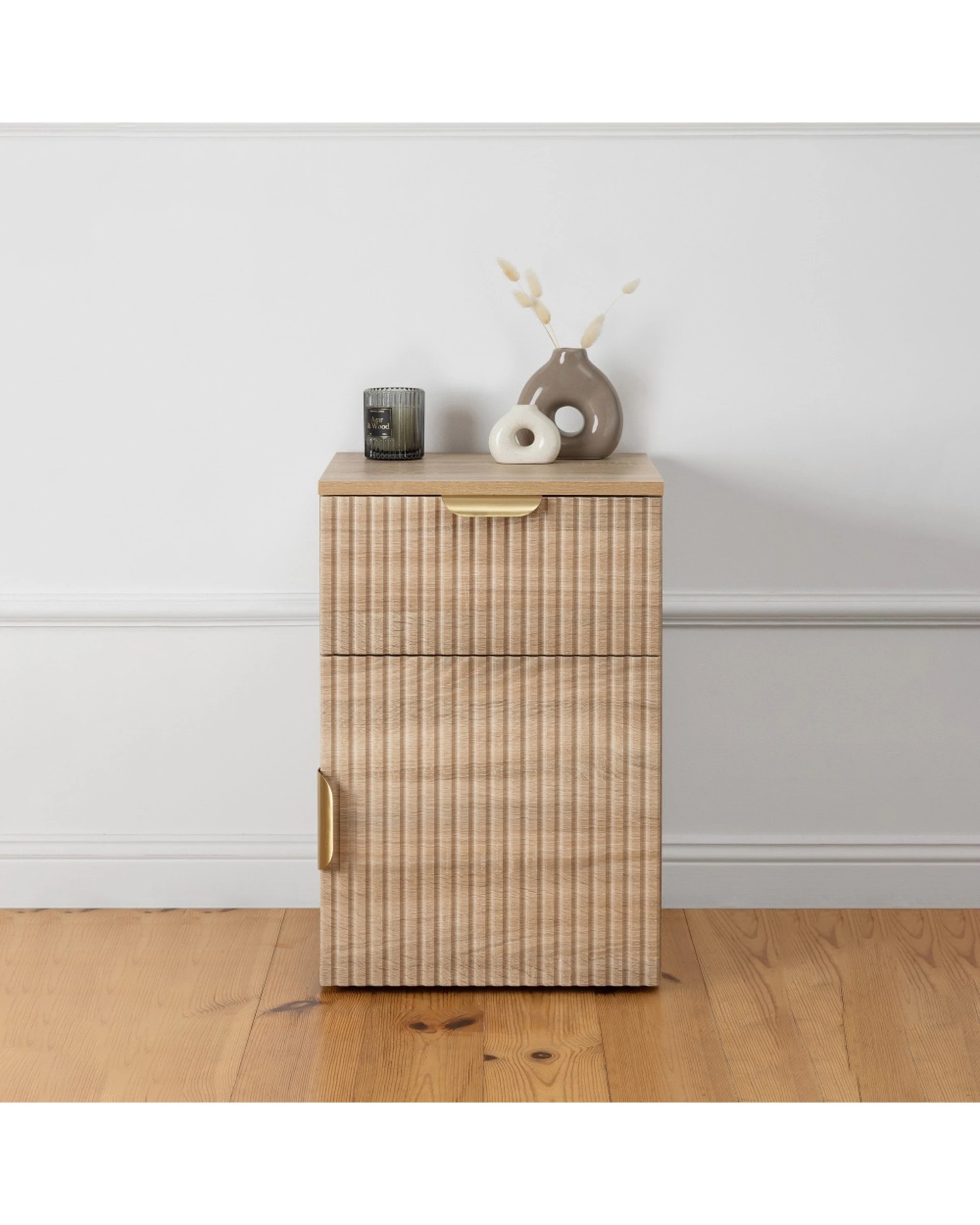 2 European Cabinetry Porto Oak Fluted Bedside Table Brass Pull Handle - Natural, 2 of 4