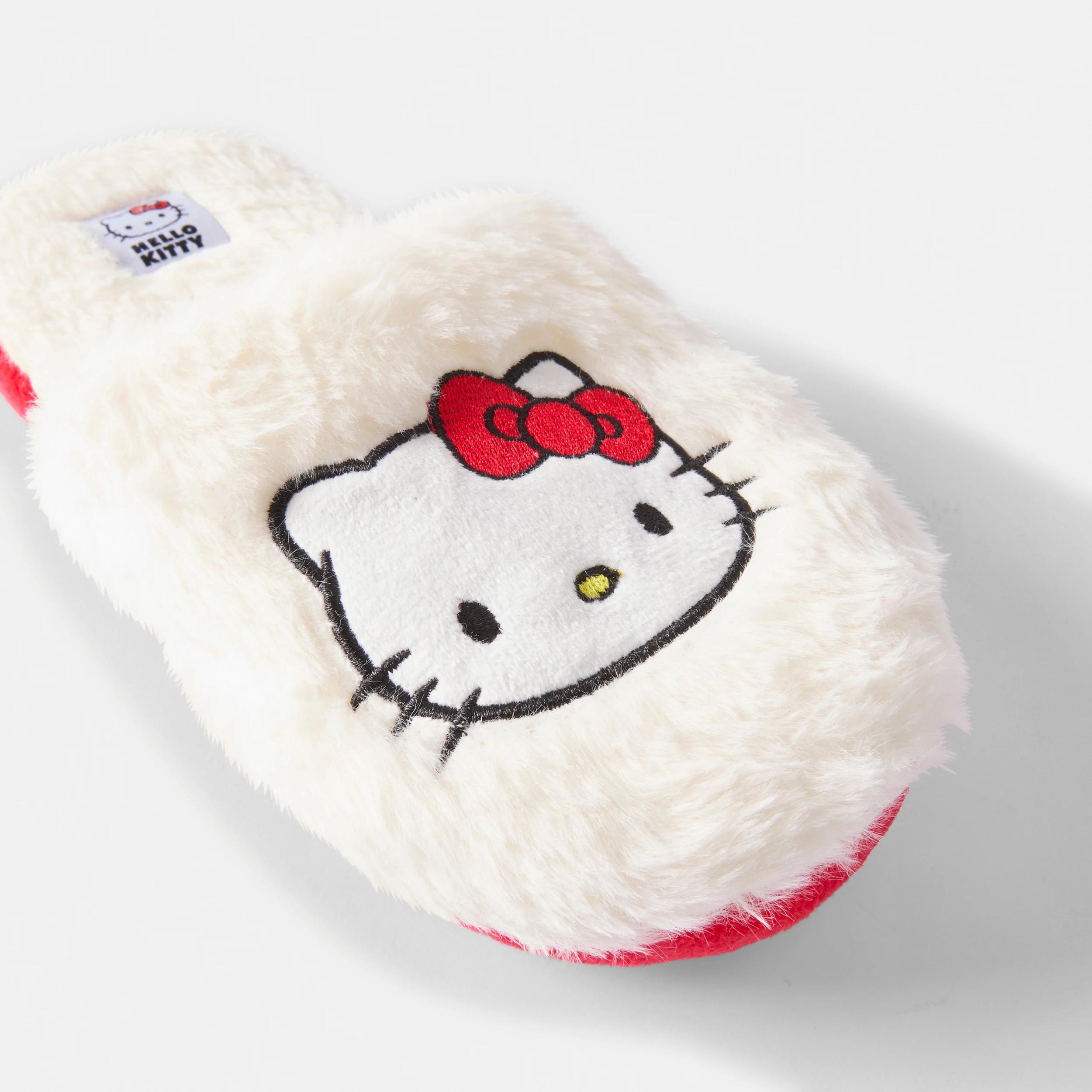 3 Hello Kitty License Novelty Scuffs WHITE, 3 of 4