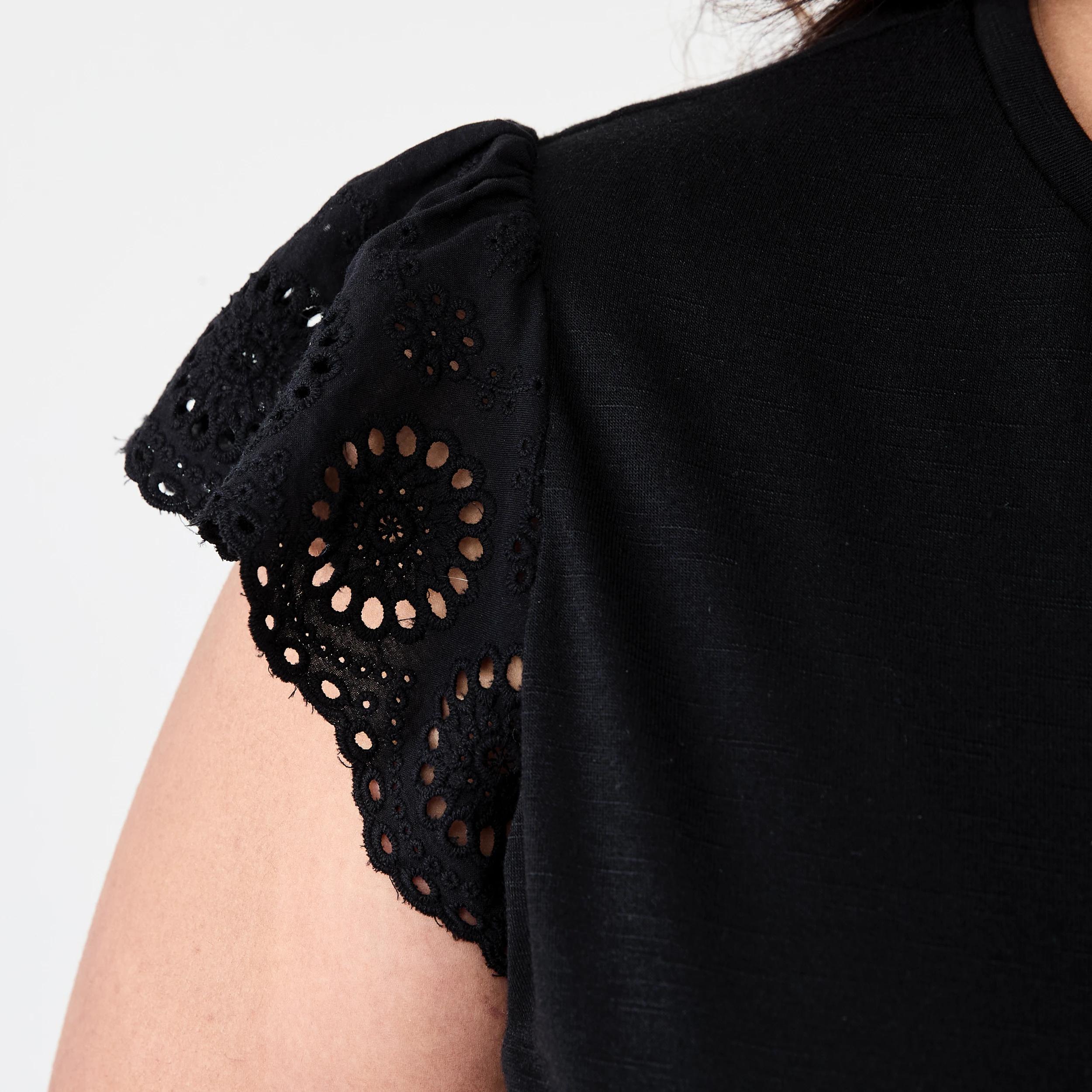 5 Curve Sleeveless Broderie Top Black, 5 of 5