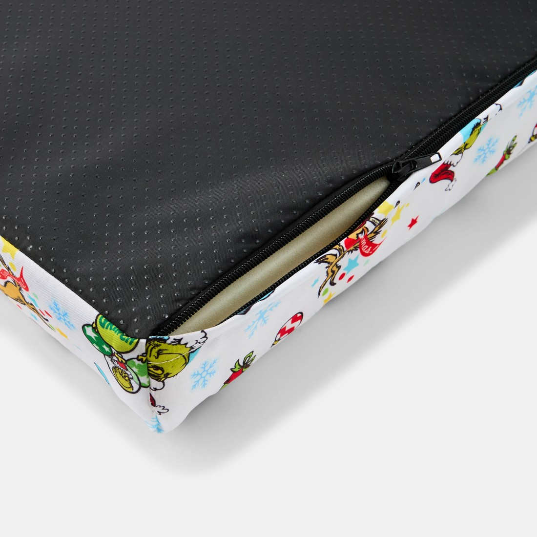 5 The Grinch Rectangle Bed, 5 of 5