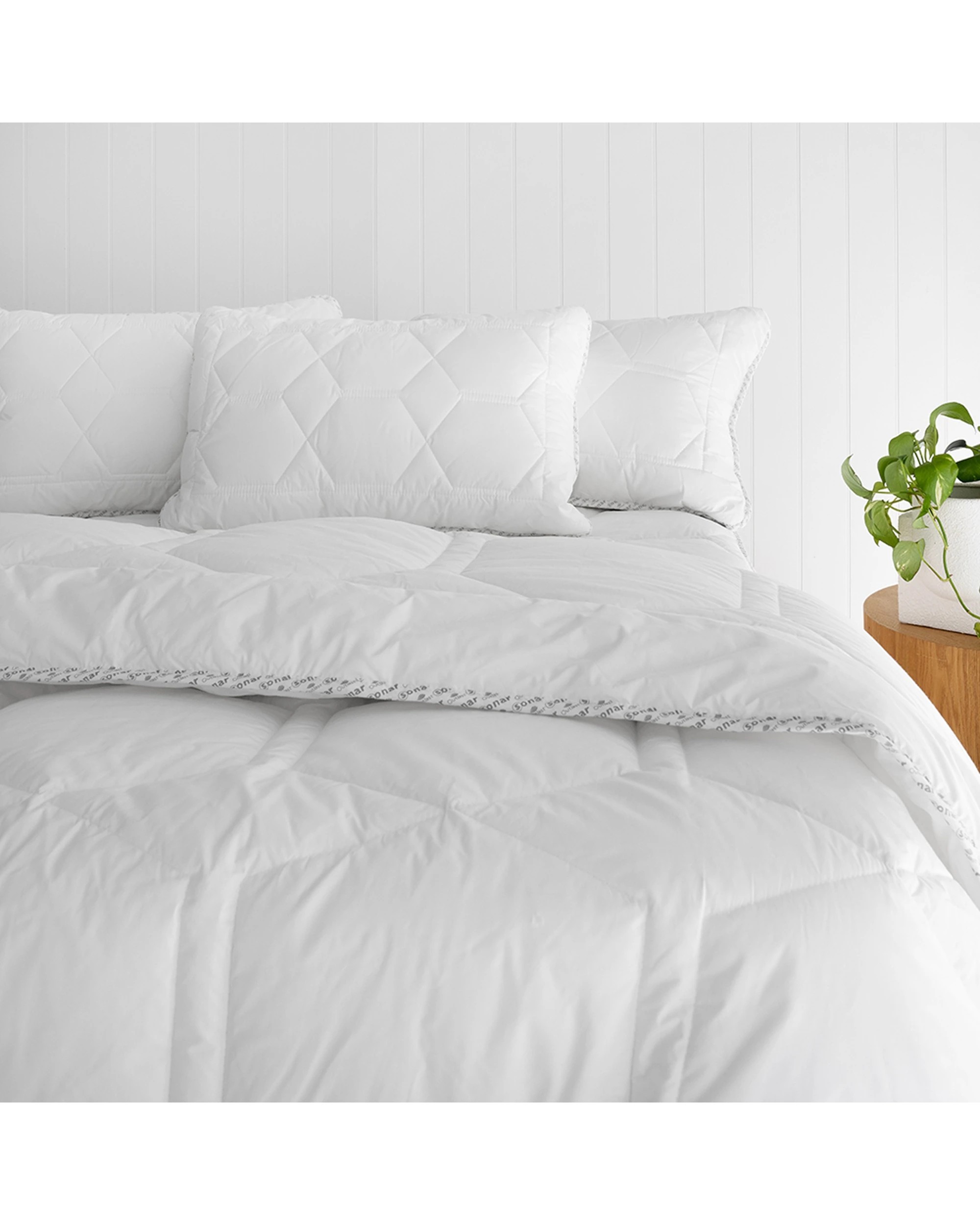 2 Bambury Sonar Thermal Balancing Quilt (Outlast) Quilted - Plain, 2 of 4