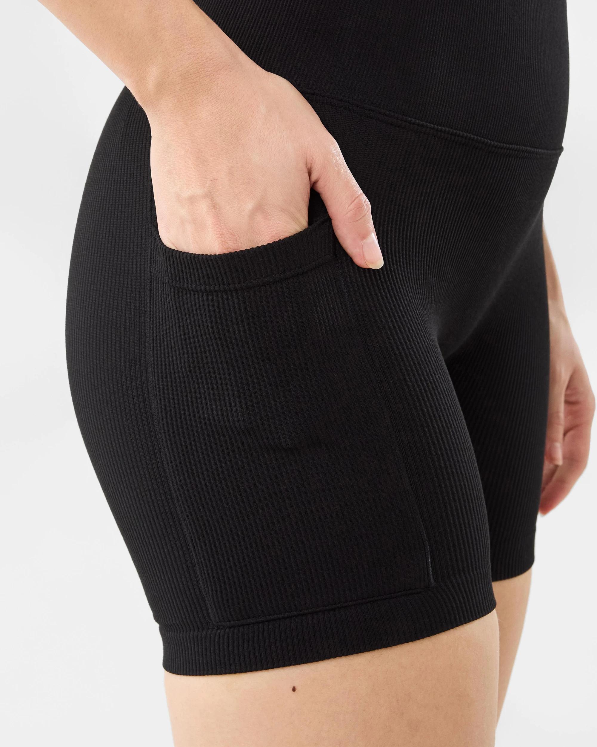 4 Active Womens Seamfree Pocket Bike Shorts Black, 4 of 7