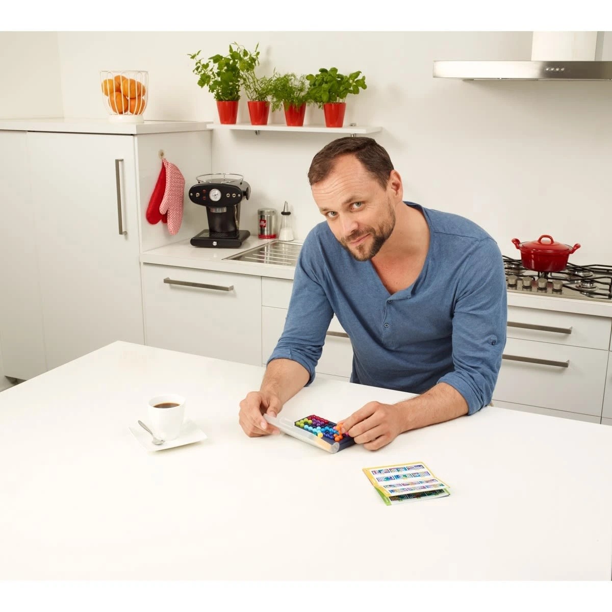 4 Smart Games IQ Fit Puzzle Game, 4 of 4