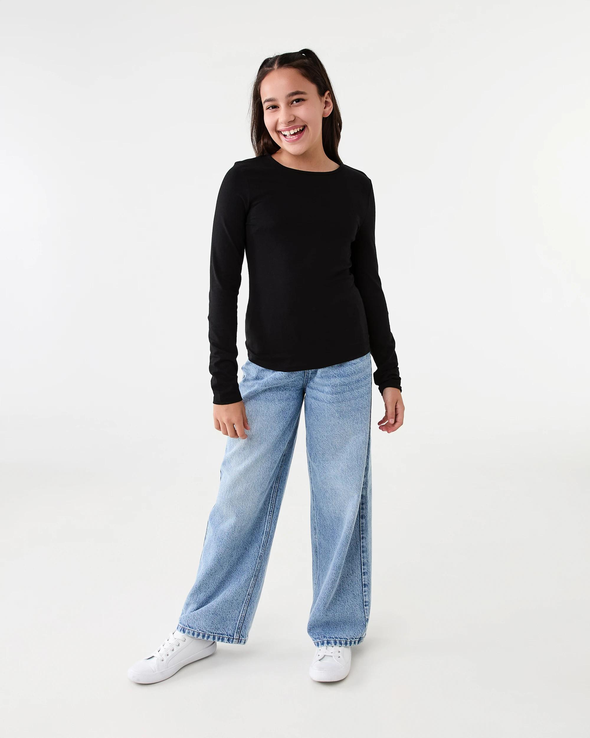 5 Plain Long Sleeve T-shirt Black, 5 of 6