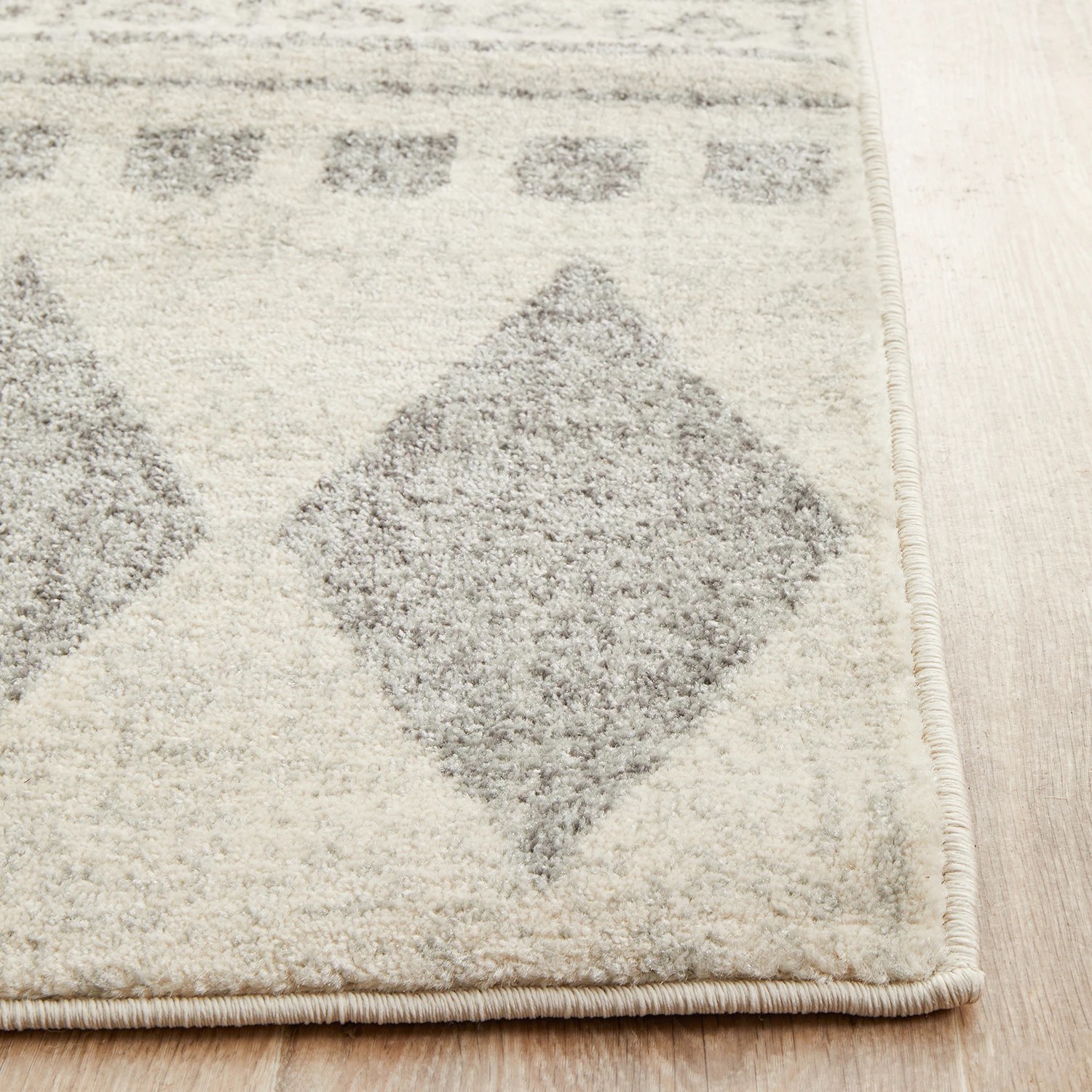 6 Common Ground Rugs Phantom 359 300x80cm - Medium Runner Power Loomed Pet Friendly Rug - Silver, 6 of 9