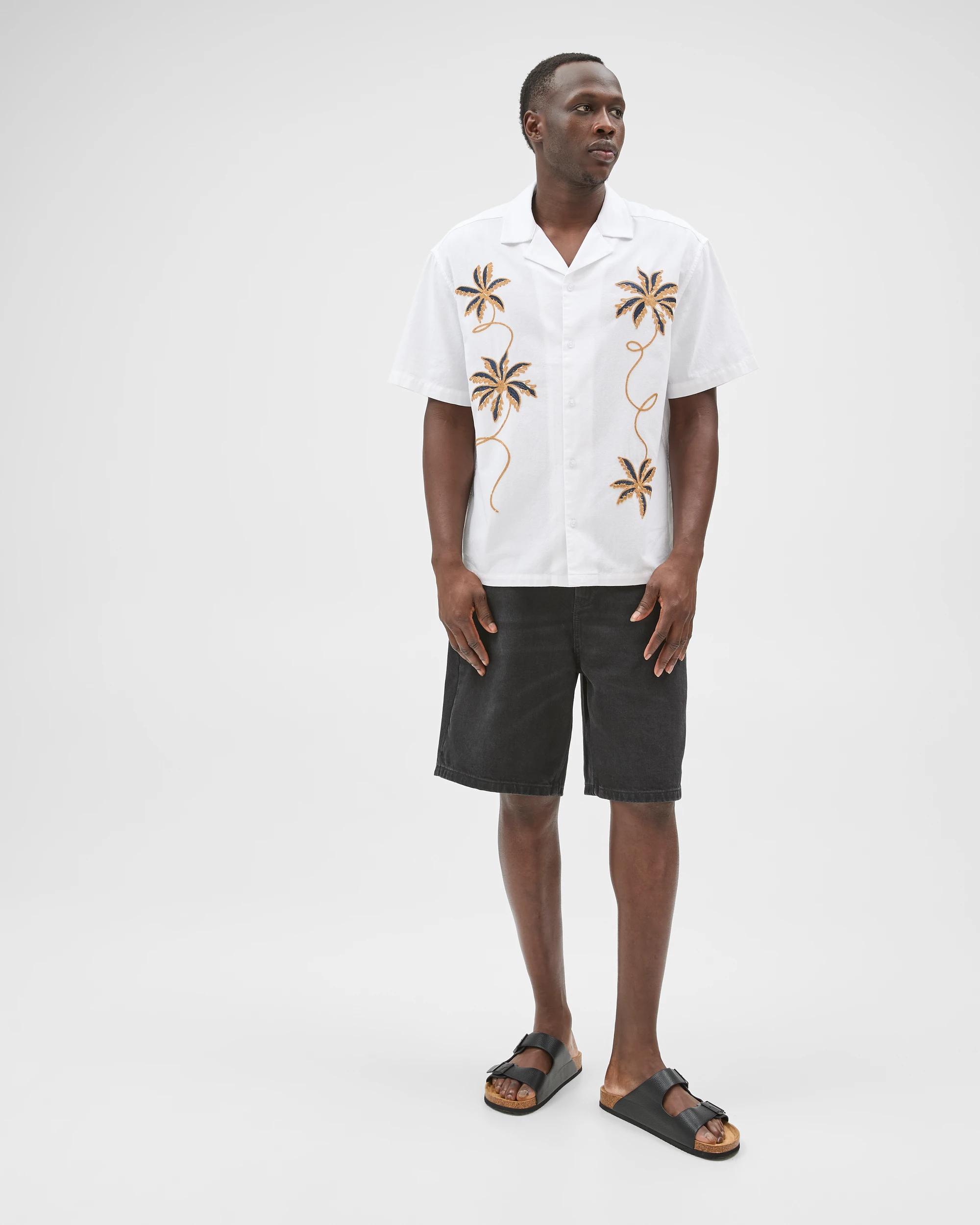 1 Commons Australian Cotton Short Sleeve Embroidered Boxy Fit Shirt CLOUD WHITE, 1 of 7