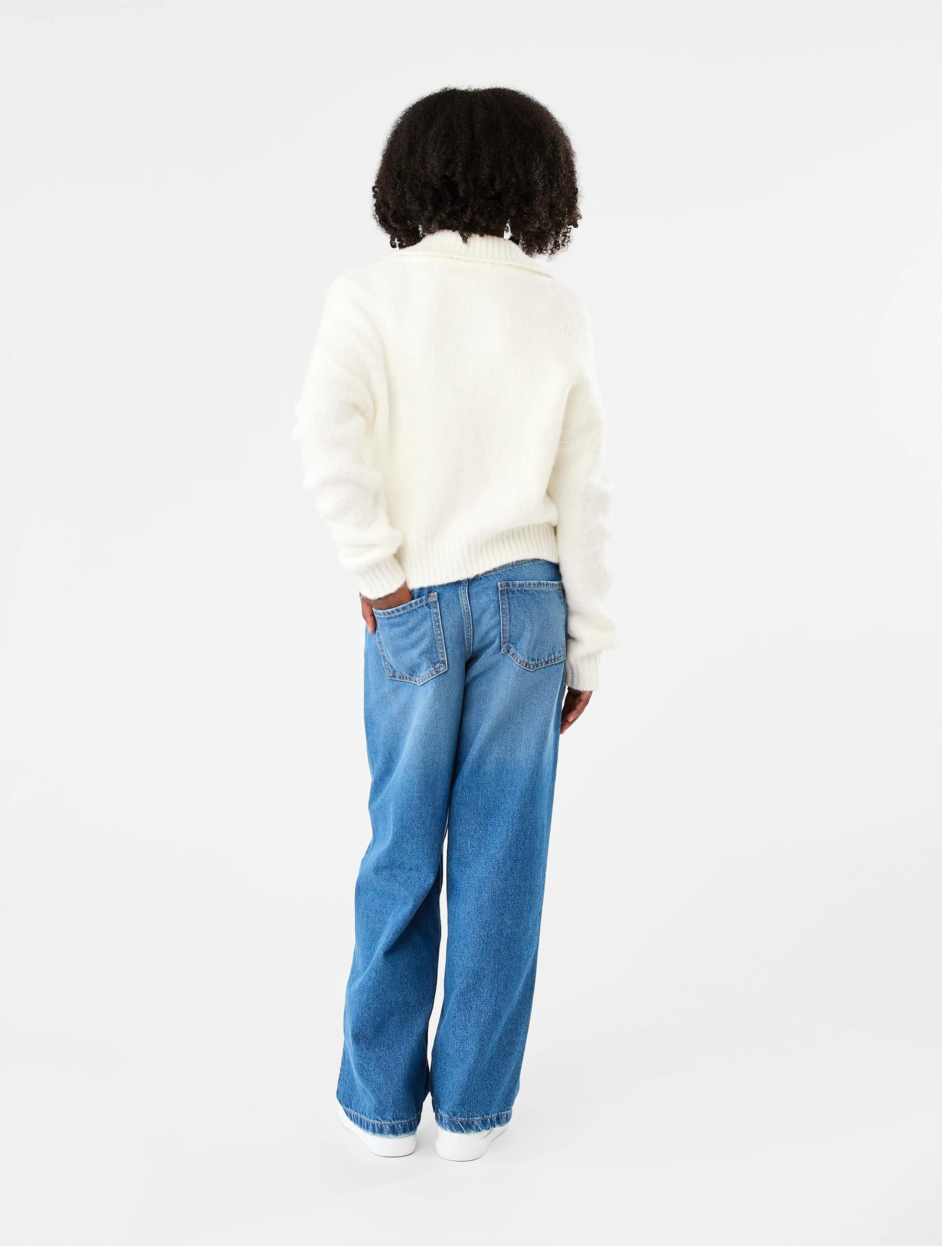 8 Cardigan Snw White, 8 of 8