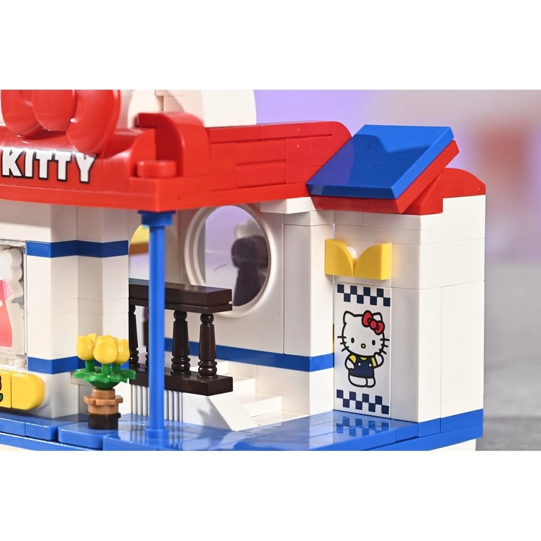 4 305 Piece Keepplay Hello Kitty Modern Fashion Shop Playset, 4 of 5