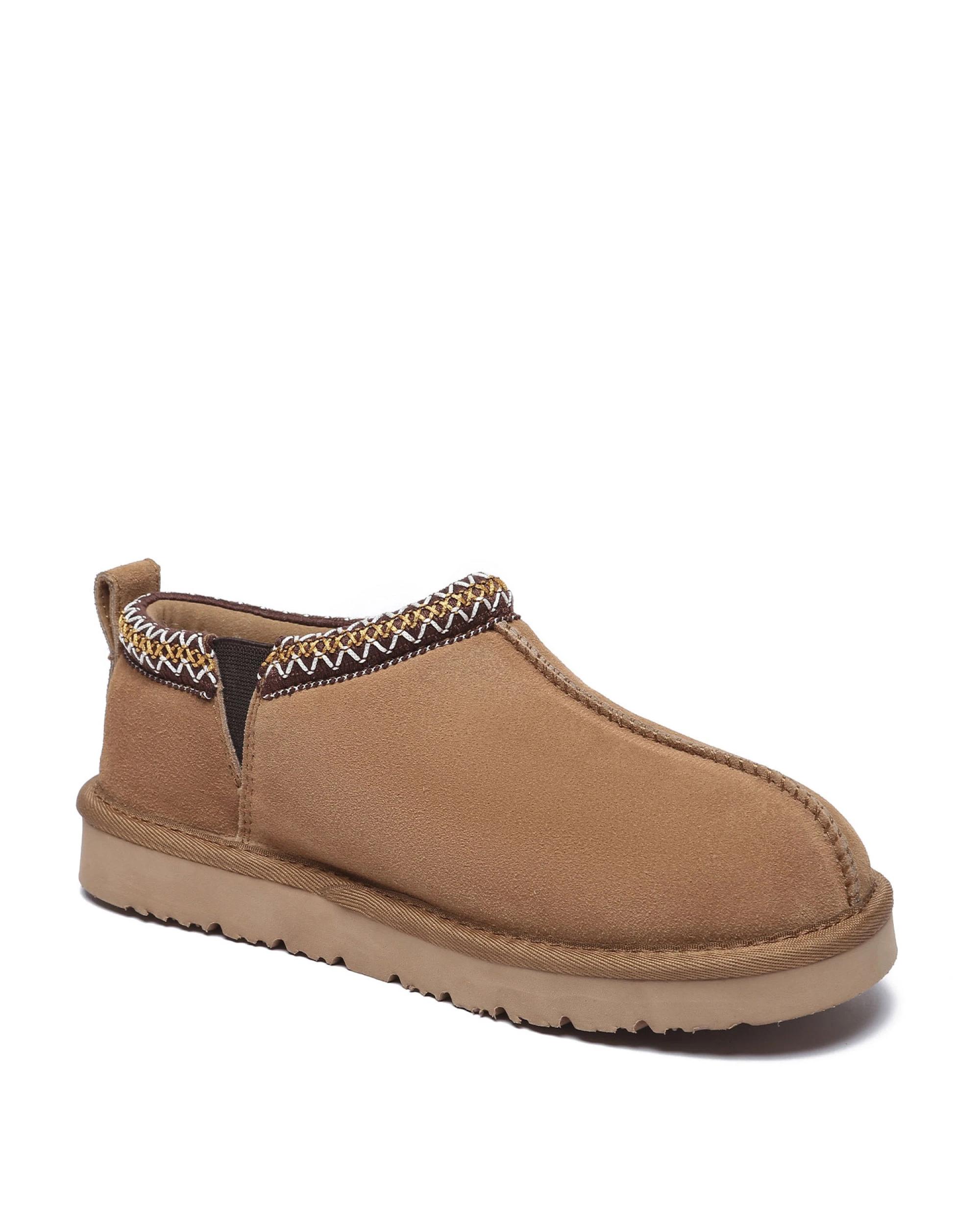 2 Australian Shepherd UGG Unisex Valen Cow Suede Boots CHESTNUT, 2 of 5