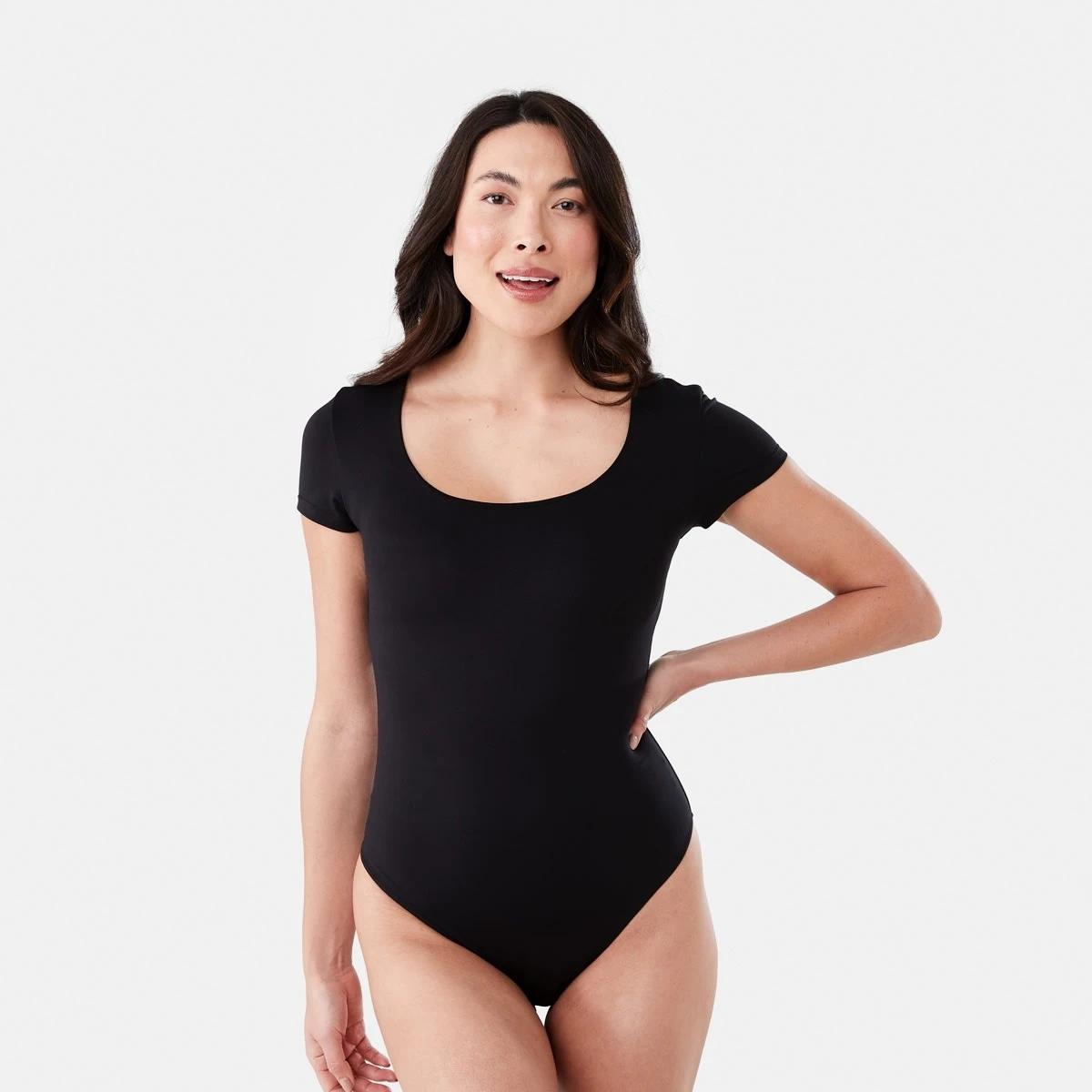 1 Short Sleeve Scoop Neck Bodysuit BLACK, 1 of 6