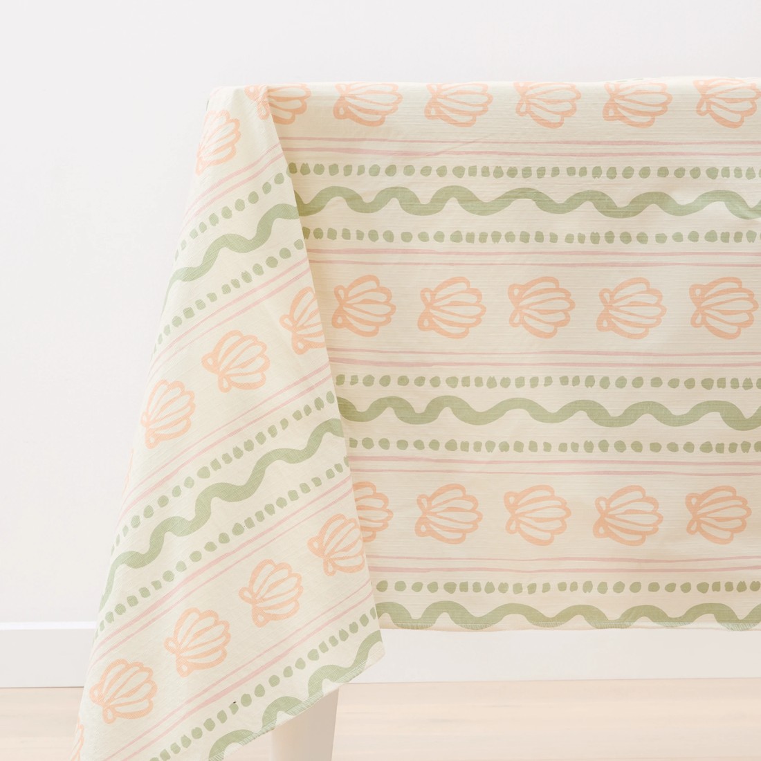 3 Shells Extra Large Flannel Back Tablecloth, 3 of 5