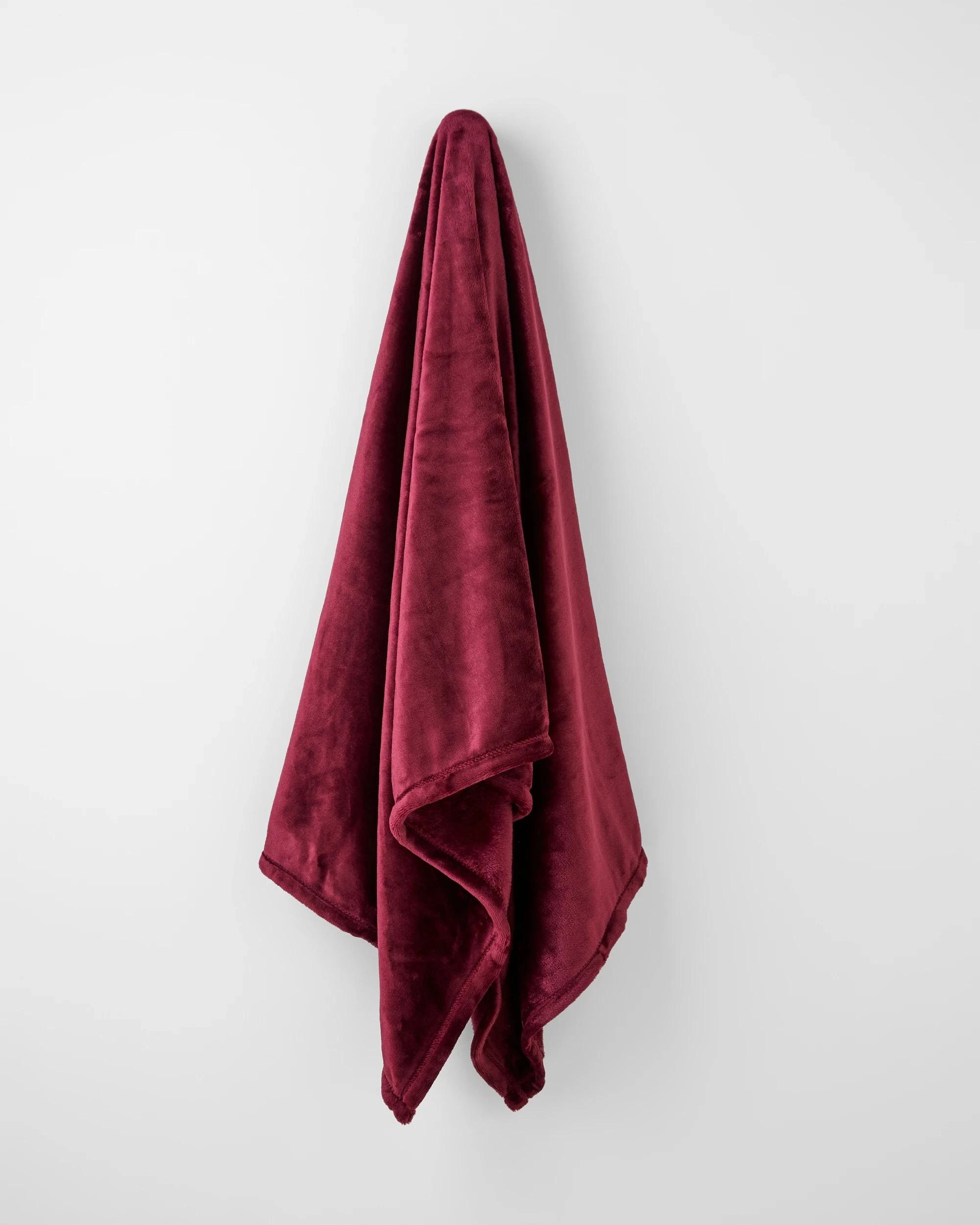 3 Target Ivy Super Soft Throw - Queen Bed - Red, 3 of 3