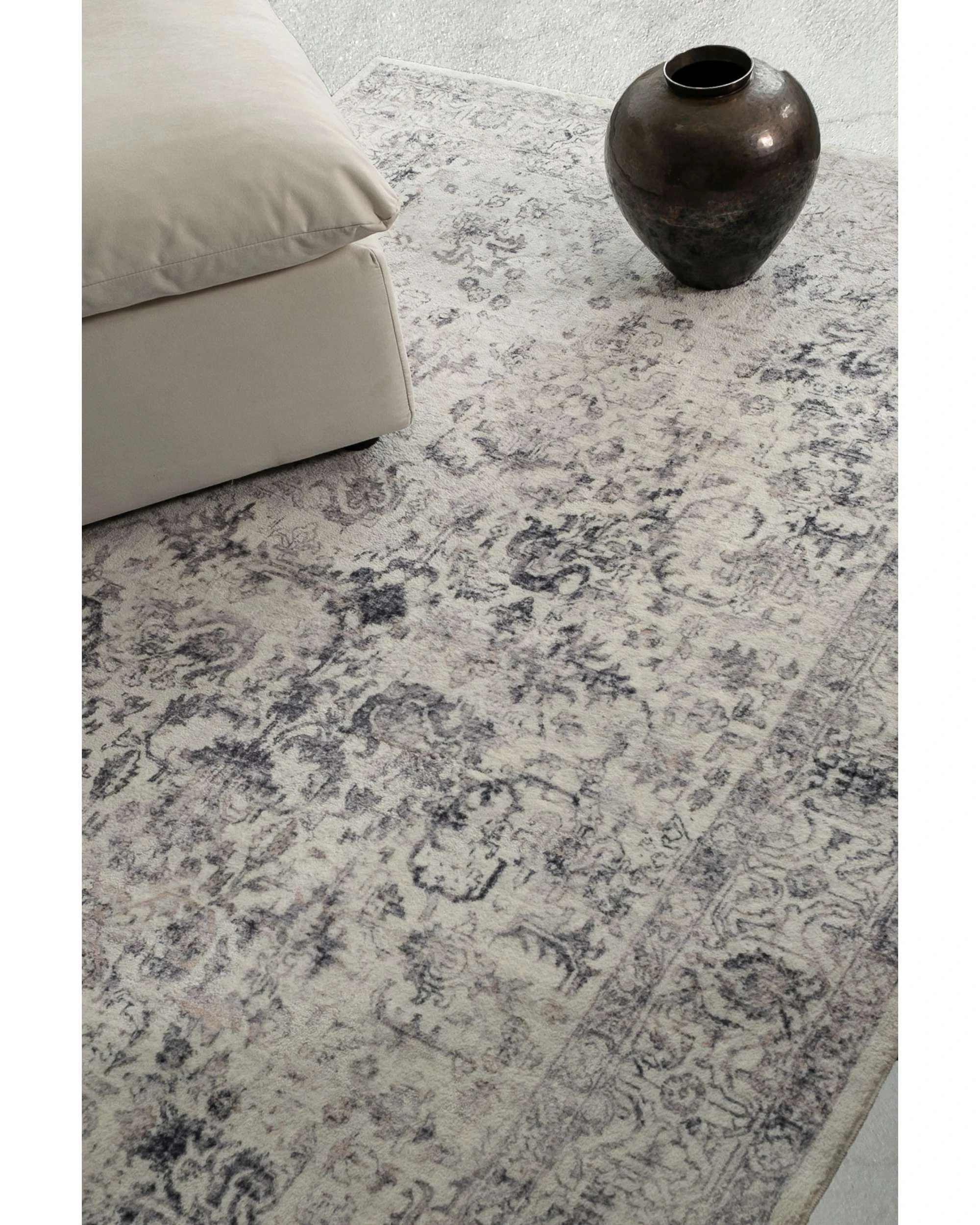 3 Loopsie Sakalar Floral Medallion Washable Rug-180cm x 120cm - Grey, 3 of 7