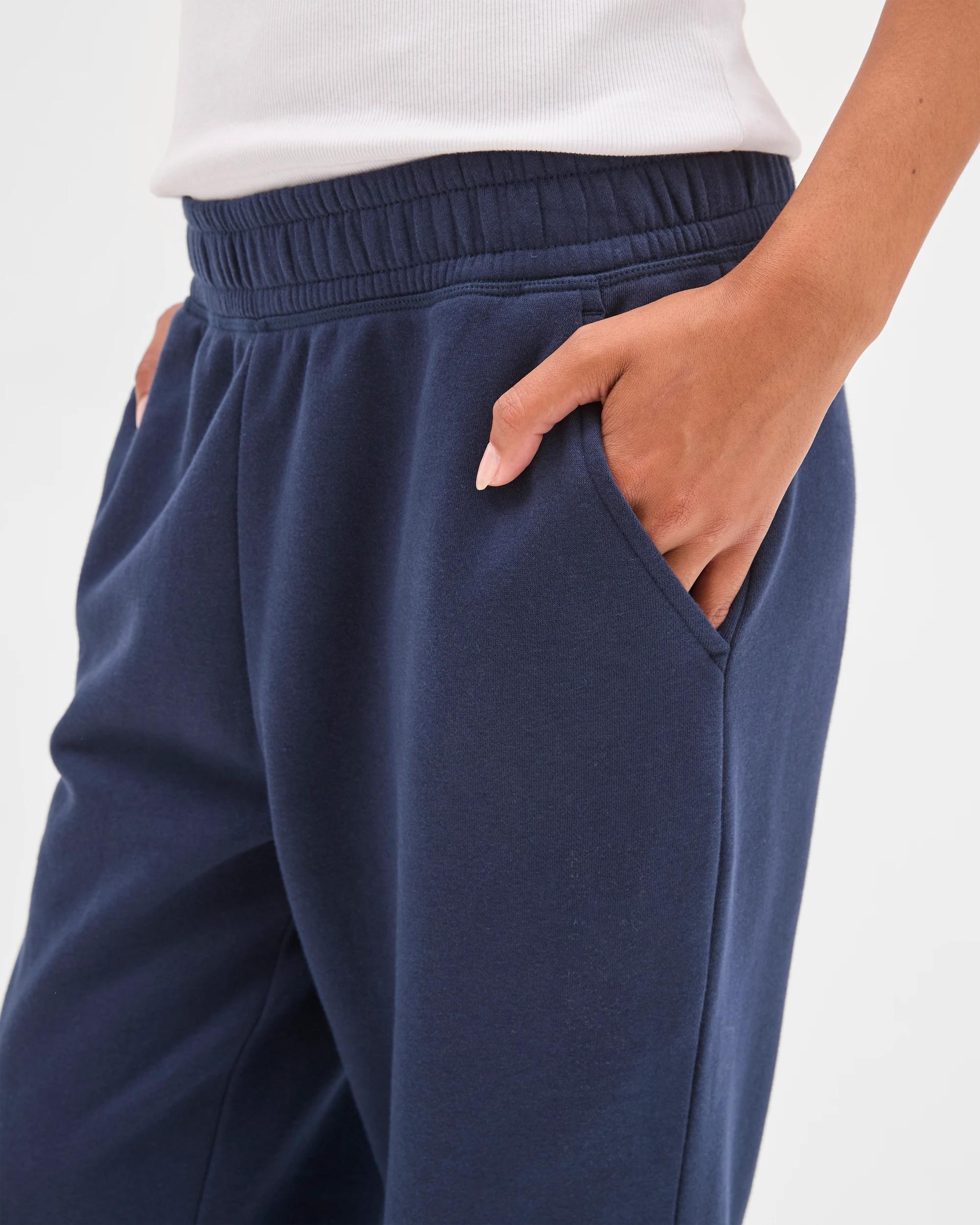 2 Target Woman Australian Cotton Blend Fleece Trackpants MARINE NAVY, 2 of 5