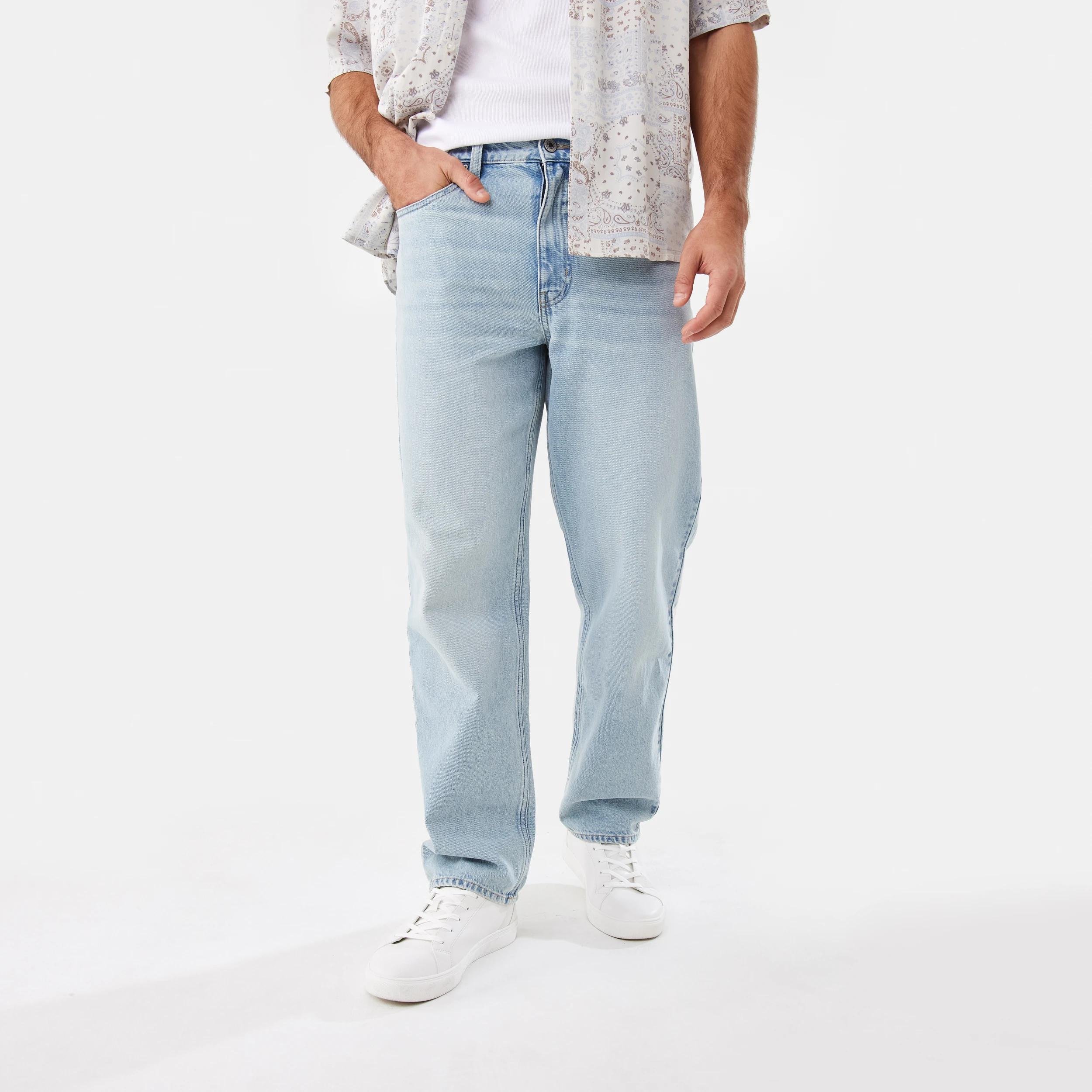 1 Relaxed Jeans Light Wash, 1 of 9