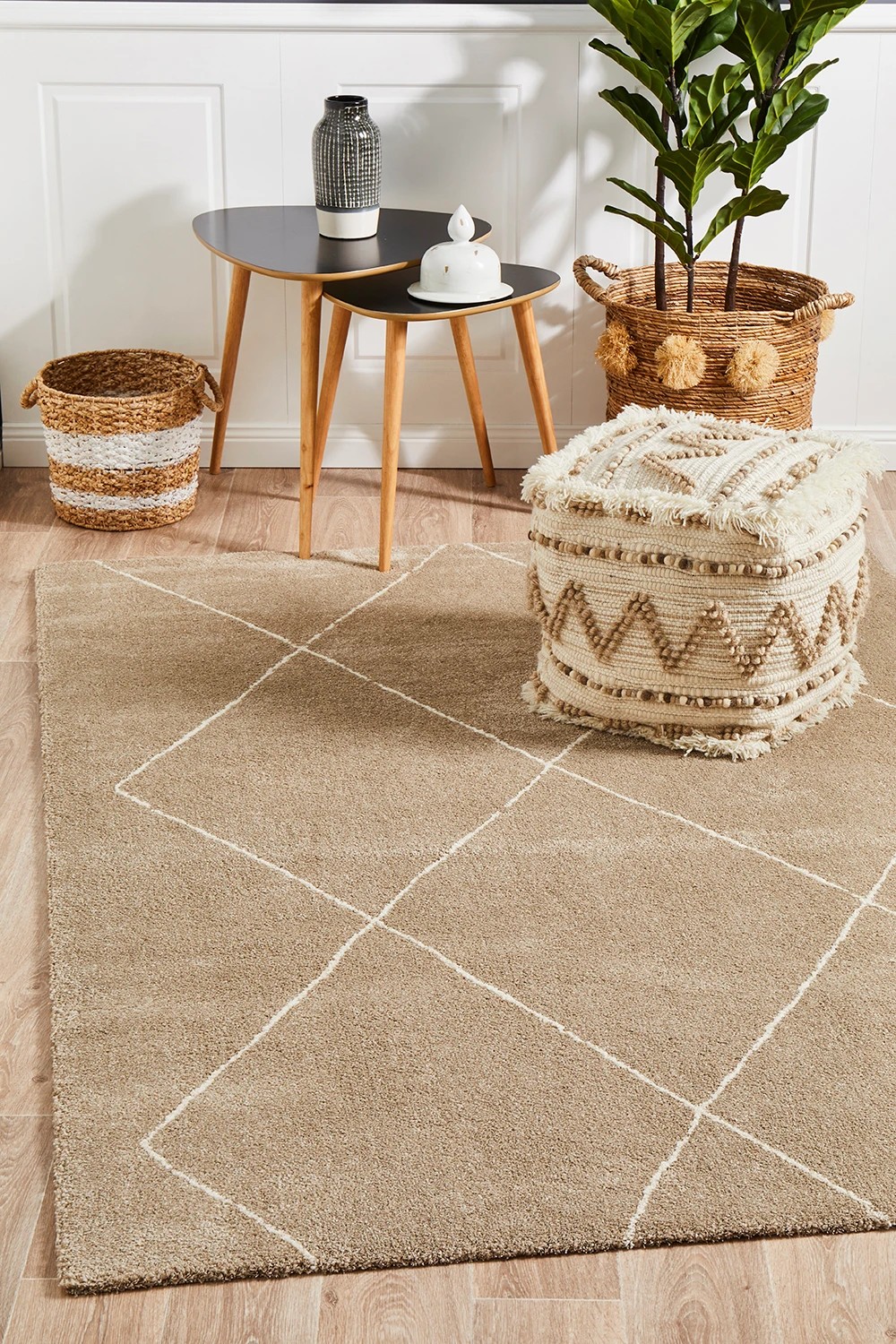 1 Common Ground Rugs Marquee 931 230x160cm - Medium Power Loomed Floor Rug - Beige, 1 of 7