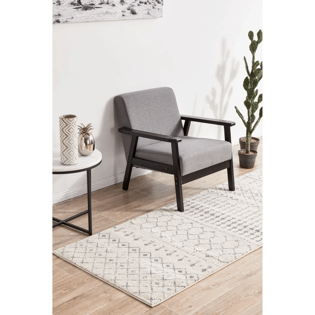 3 RUG CULTURE Chrome Elsa Silver Runner Rug — Power-Loomed 100% Polypropylene, 10mm Pile - Silver, 3 of 9