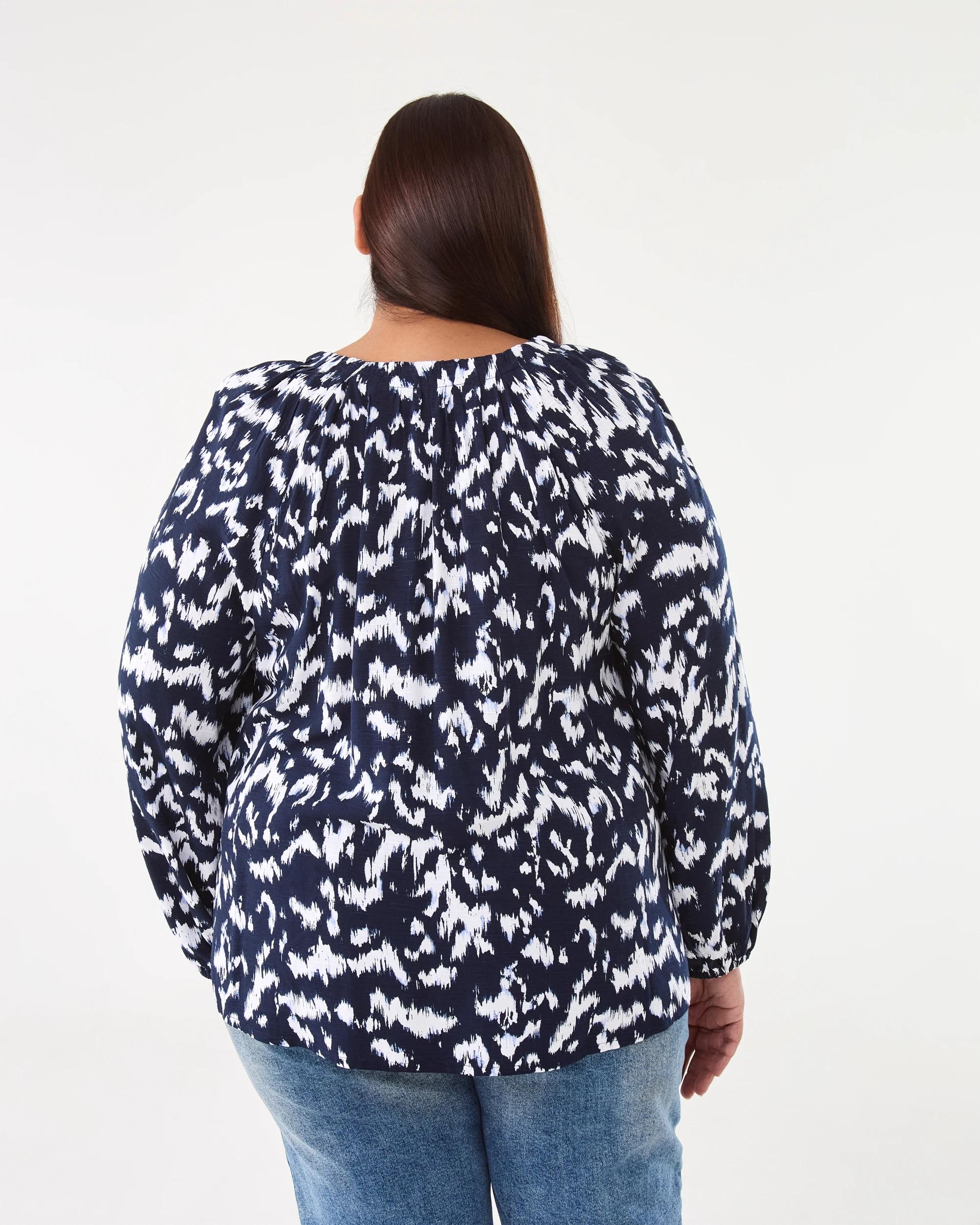 3 Curve Long Sleeve Gathered Blouse Abst Non, 3 of 7