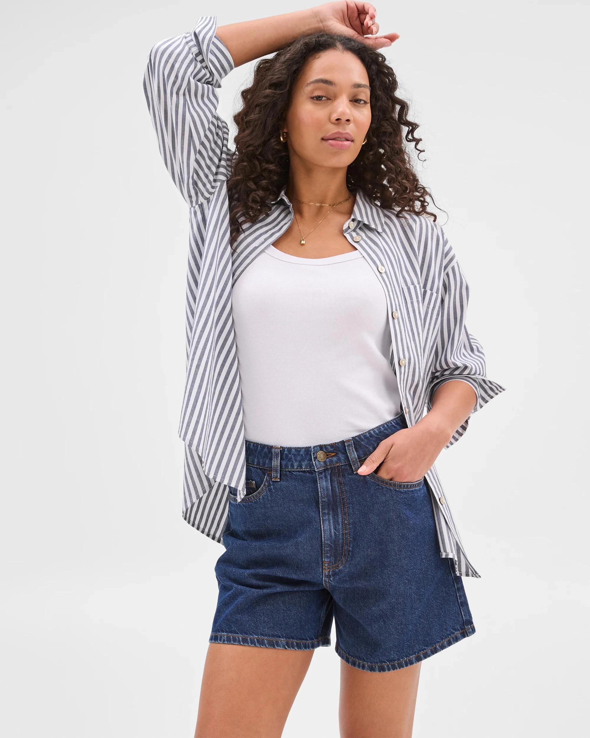 2 Target High Rise A-Line Denim Shorts NIAGRA BLUE, 2 of 5