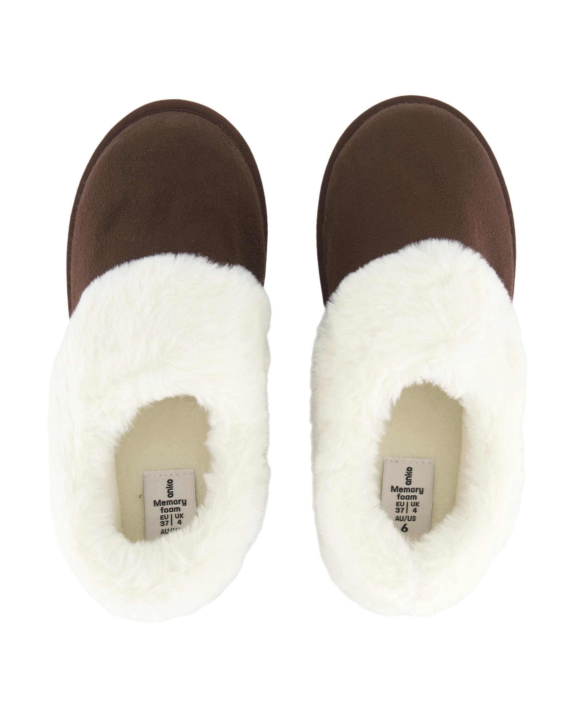 2 Elevated Comfort Slippers Chocolate, 2 of 3