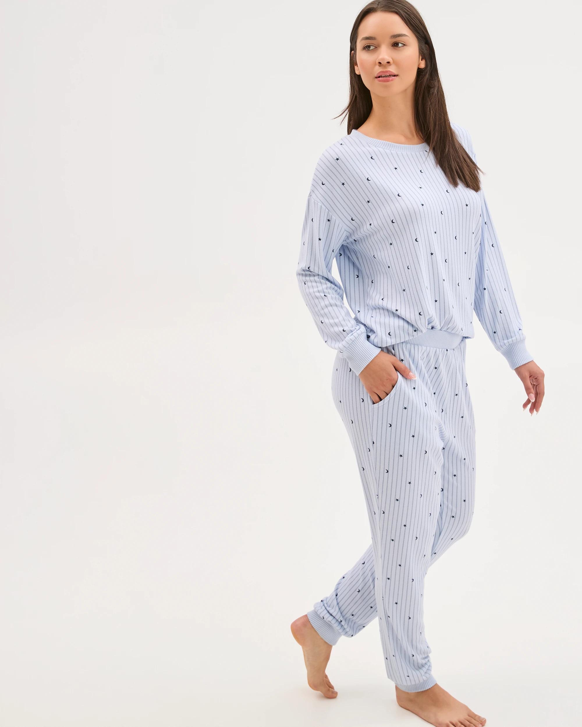 3 Target Woman Printed Cosy Pyjama Sleep Set MOON & STARS, 3 of 5