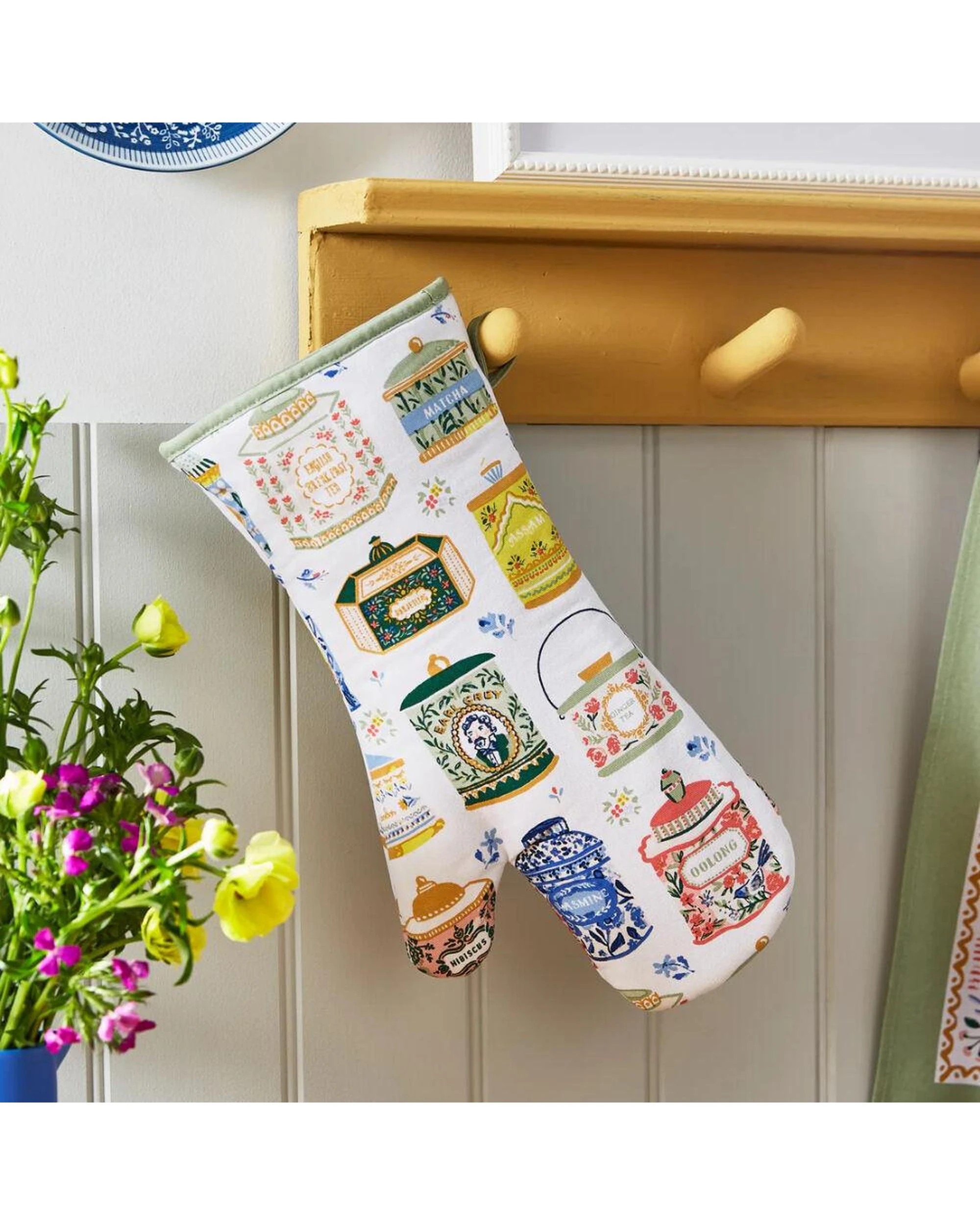 2 Ulster Weavers Gauntlet Oven Glove Tea Tins  37 x 20cm, 2 of 2