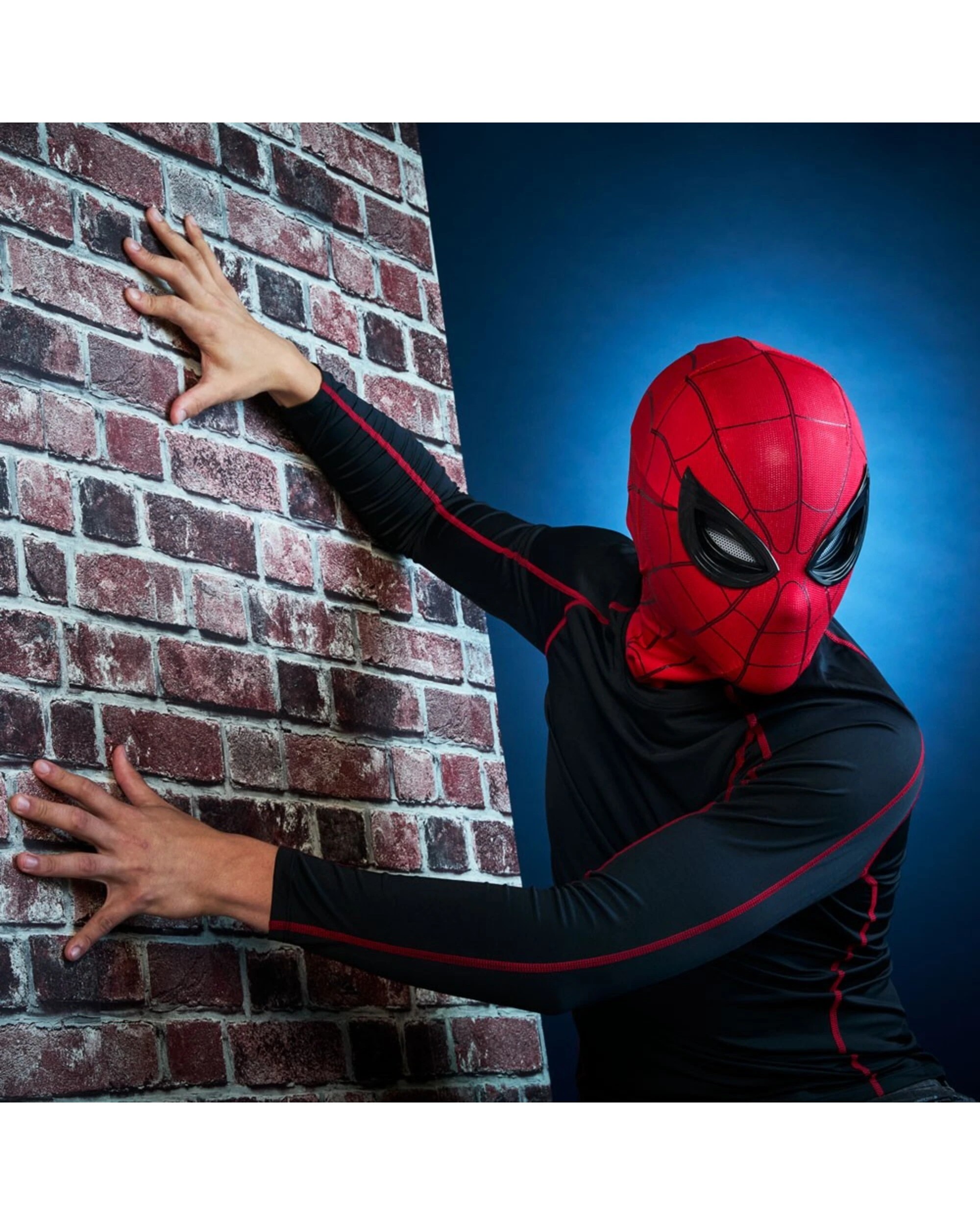 3 Marvel - No Way Home - Marvel Legends Series Spider-Man Electronic Expressive Mask, 3 of 5