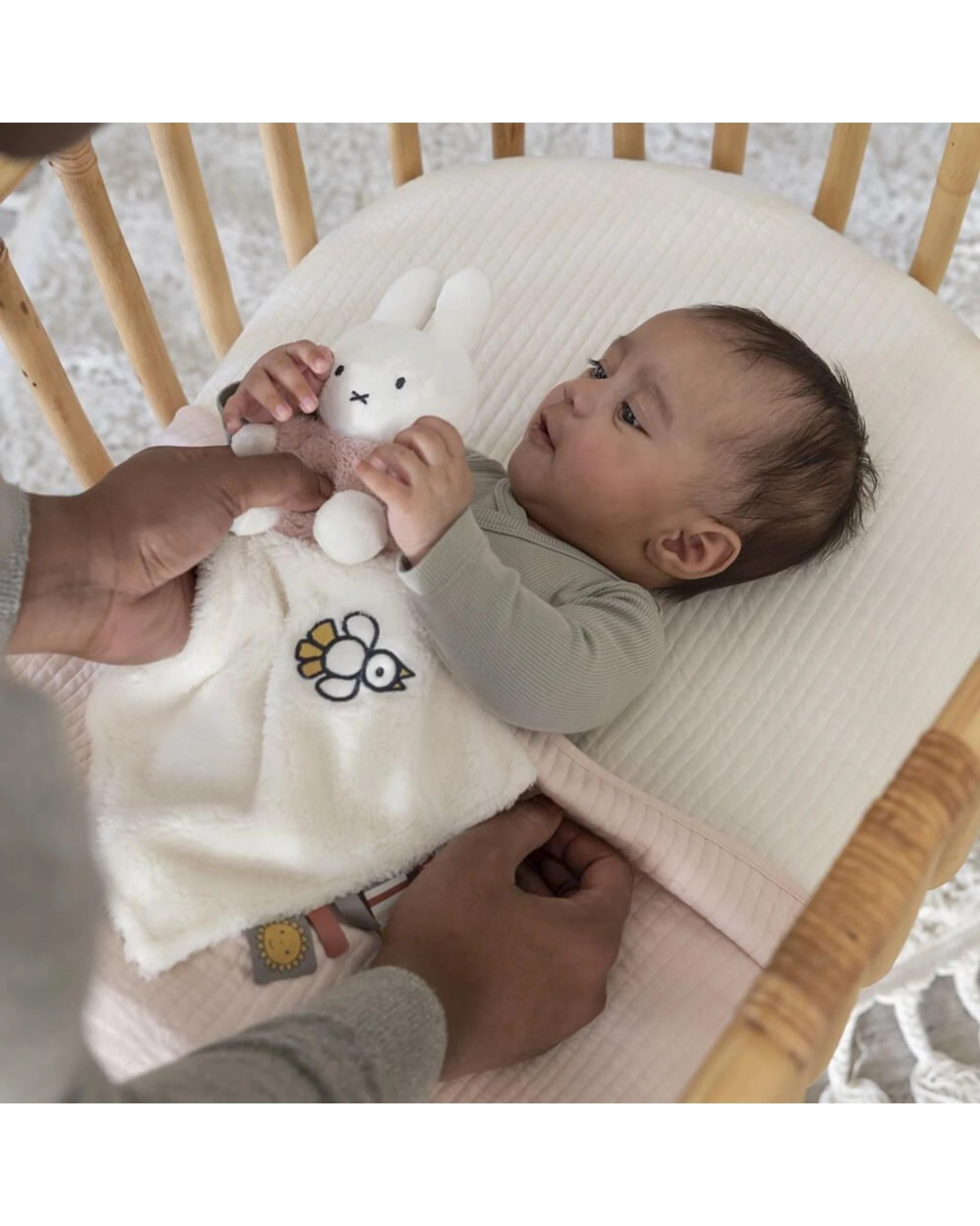 6 Miffy Fluffy Cuddle Cloth - Pink, 6 of 6