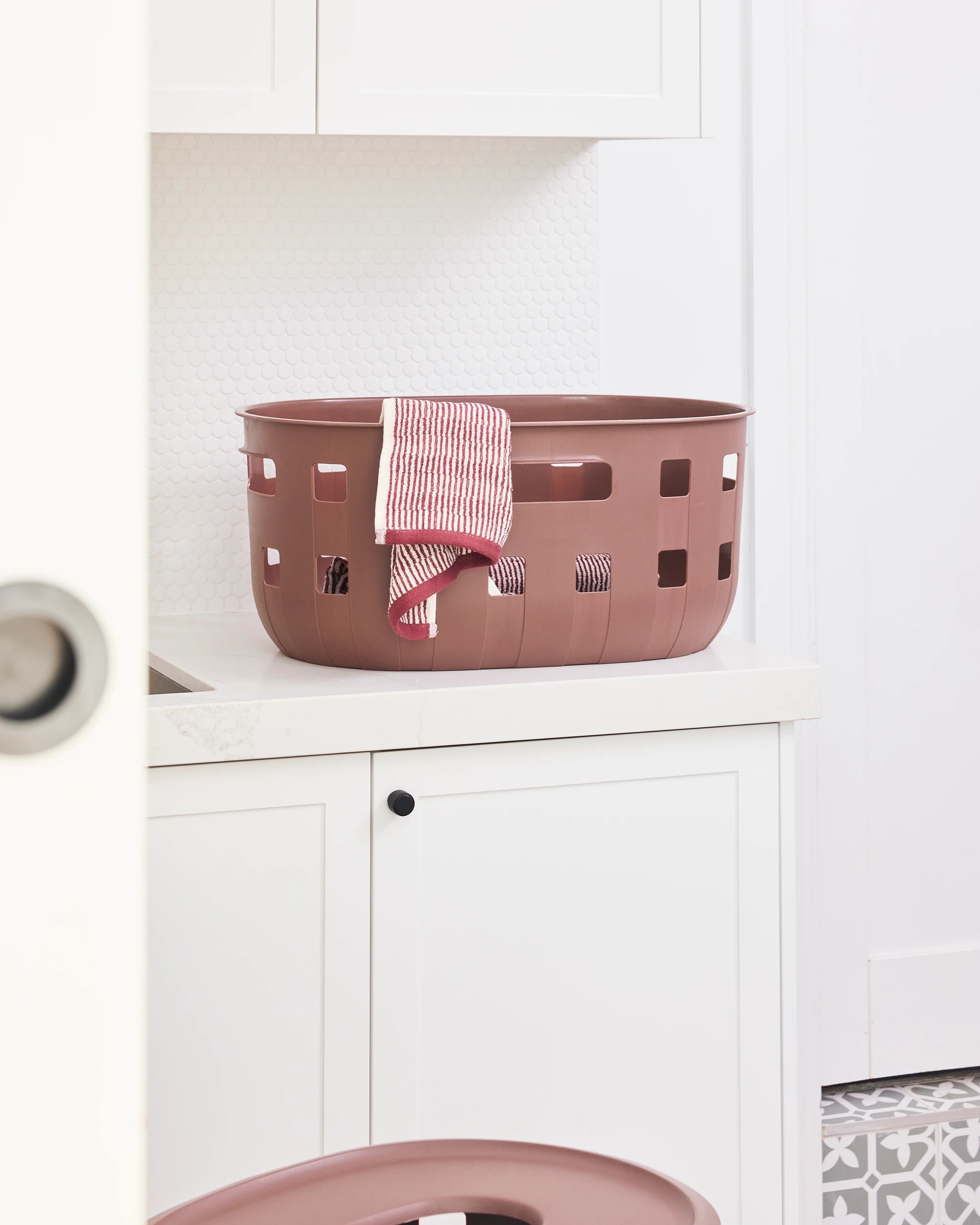 6 Anko 50L Trellis Laundry Basket - Brown, 6 of 7