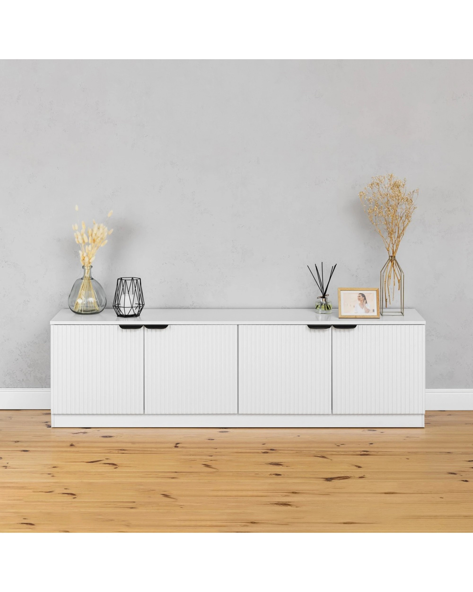 2 European Cabinetry Bucharest Fluted Panel TV Unit Pull Handle - White, 2 of 4