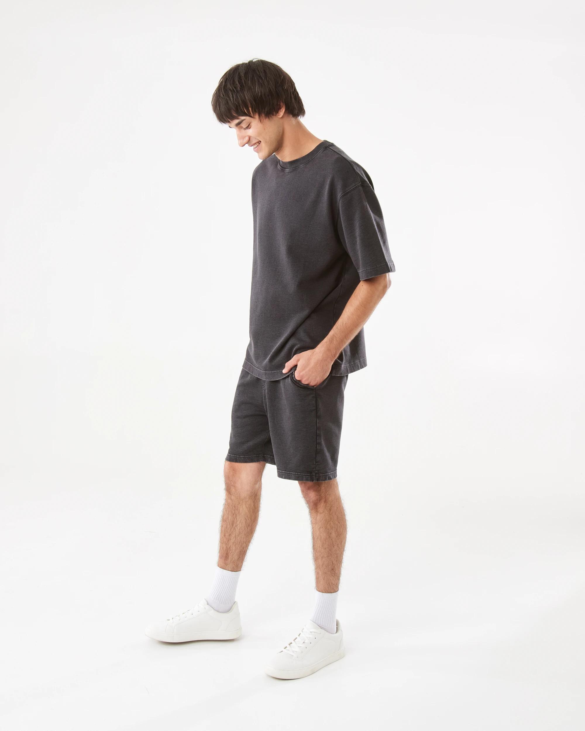 3 Elastic Waistband Washed Terry Shorts Black, 3 of 8