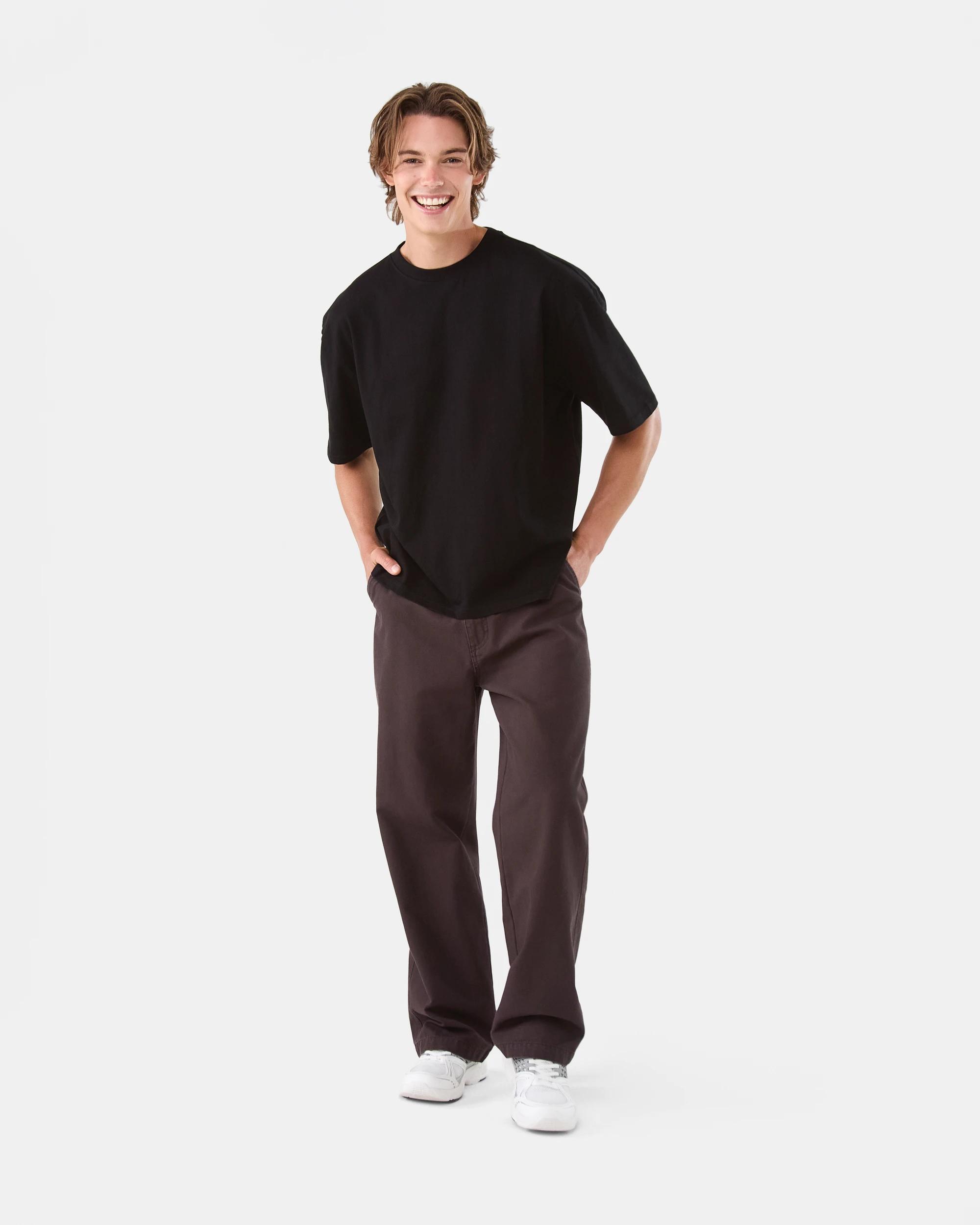 3 Boxy Core T-Shirt Black, 3 of 9