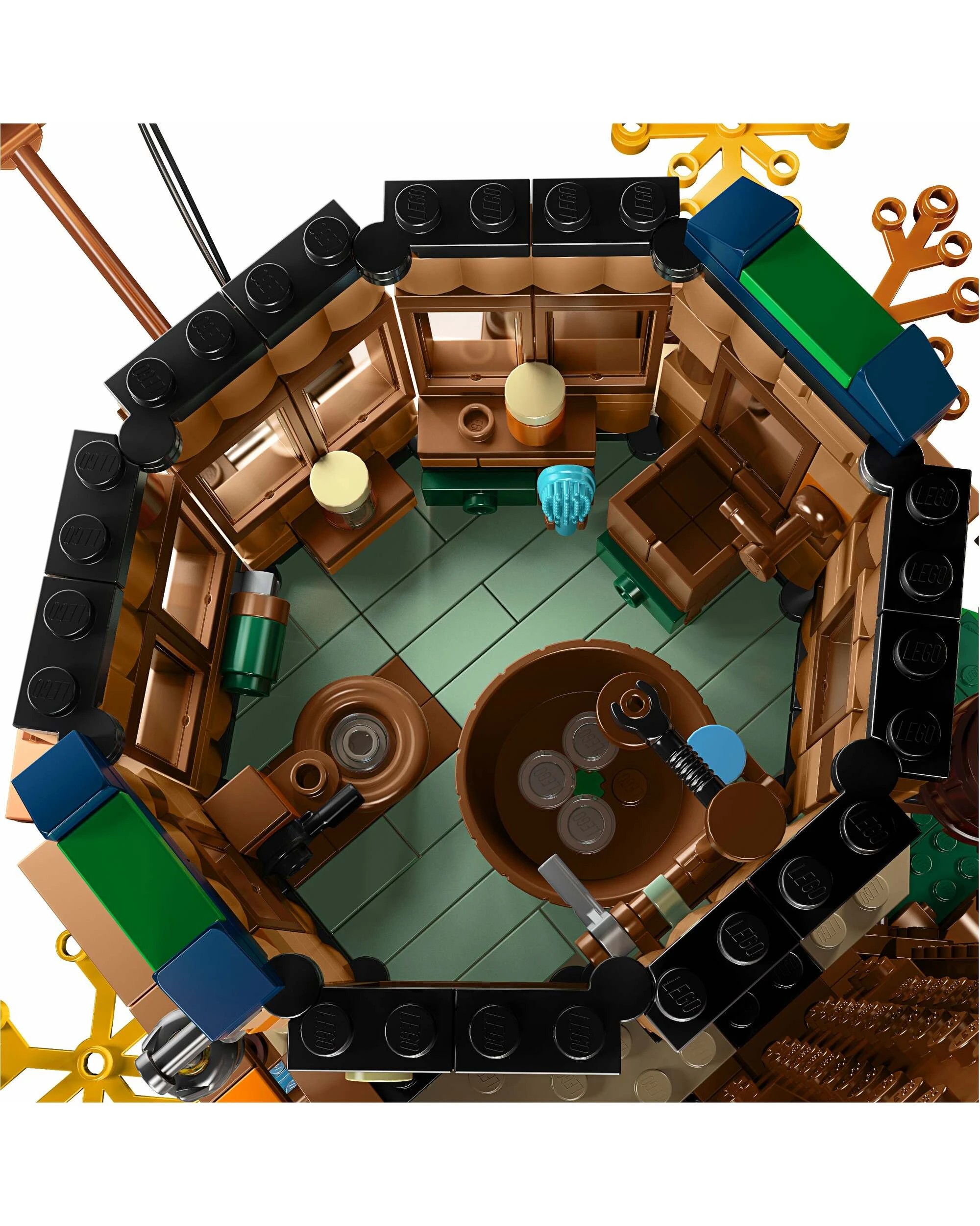 2 LEGO 21318 Tree House: Buildable Playset with Family Minifigures, 2 of 5