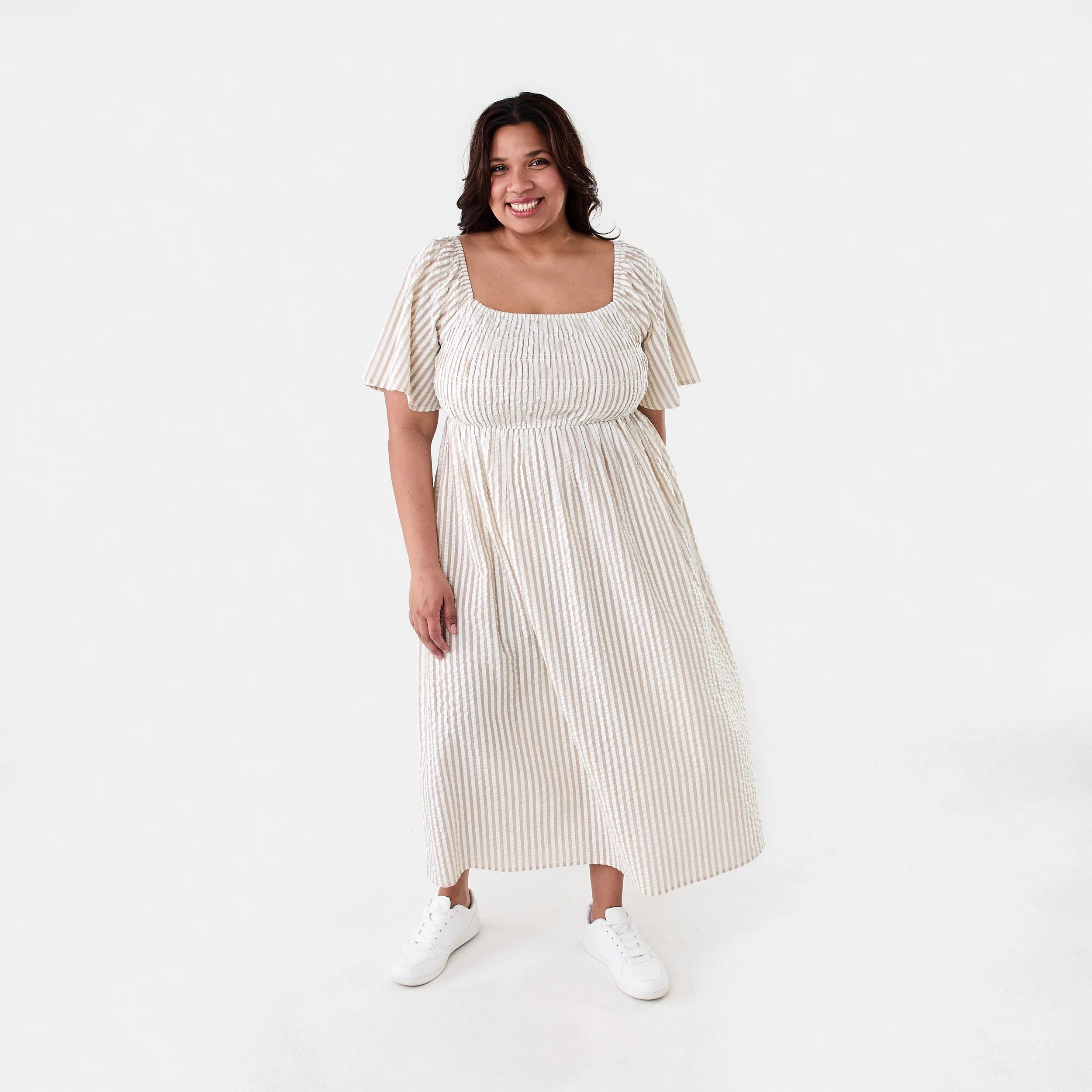 1 Curve Shirred Maxi Dress Neu Stripe, 1 of 7