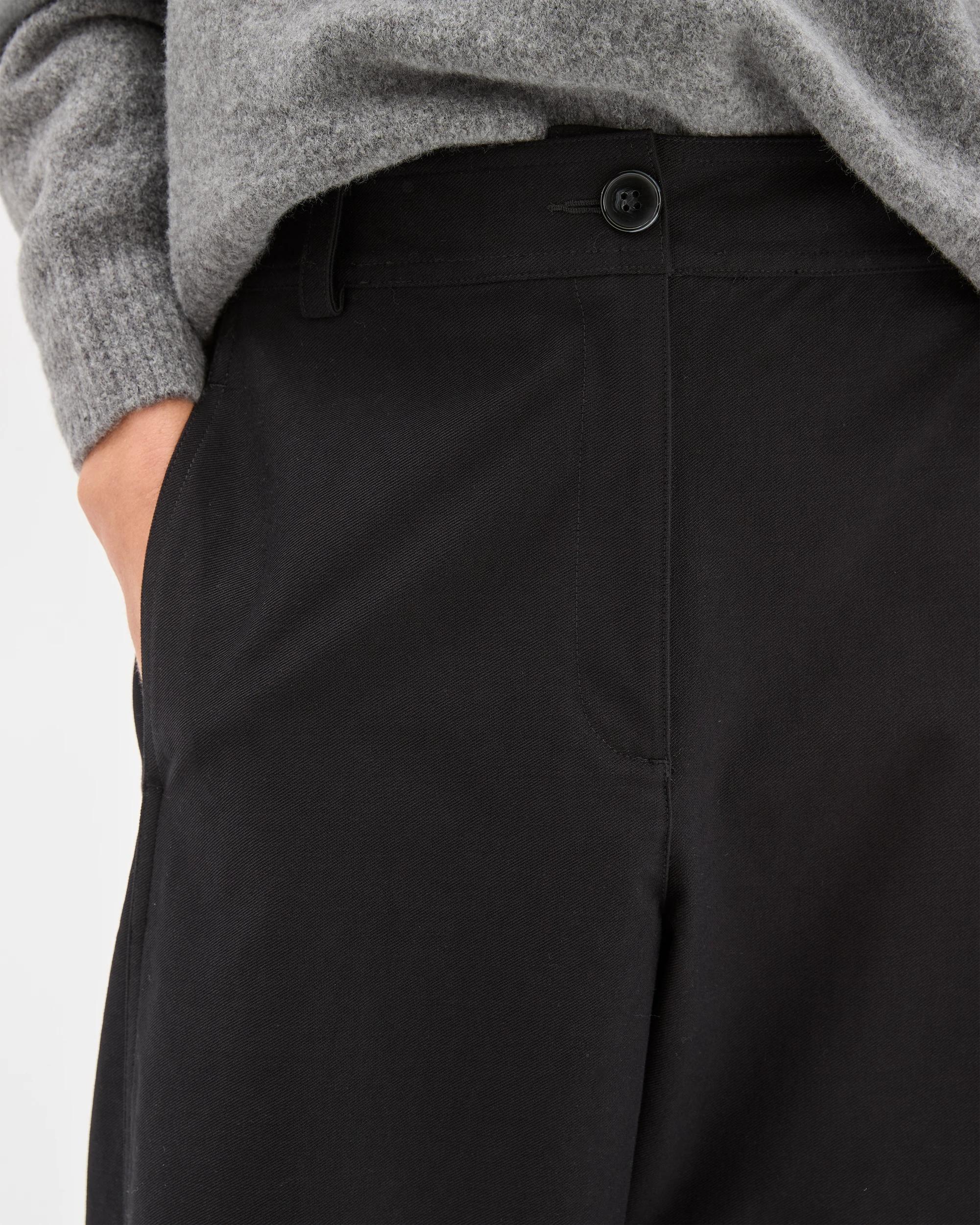 5 Target Woman Relaxed Forward Seam Barrel Leg Pants BLACK, 5 of 6