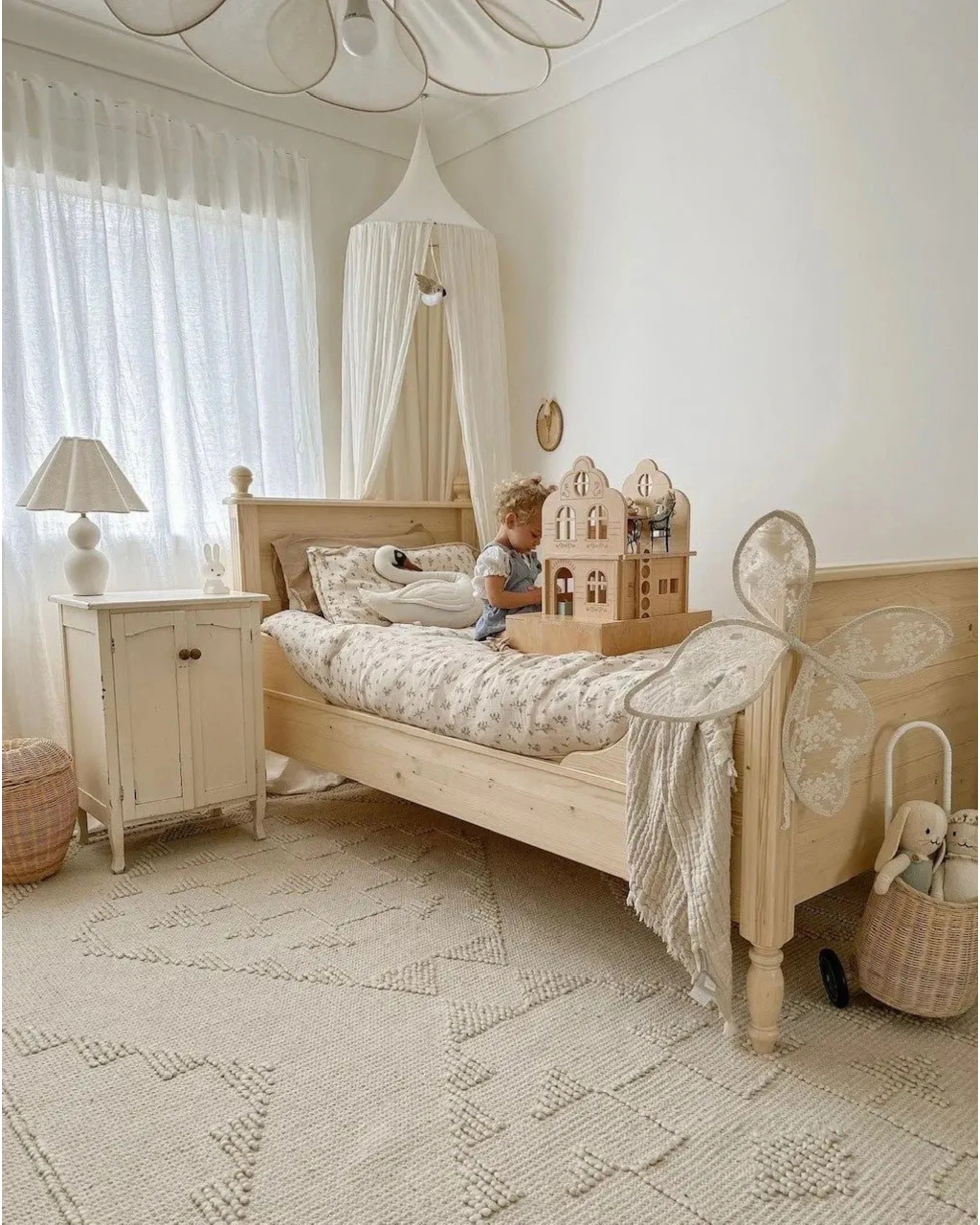 1 Hide & Seek Kids Estelle Vintage Pine Kids Bed - - Pine - Single Bed - Natural, 1 of 5