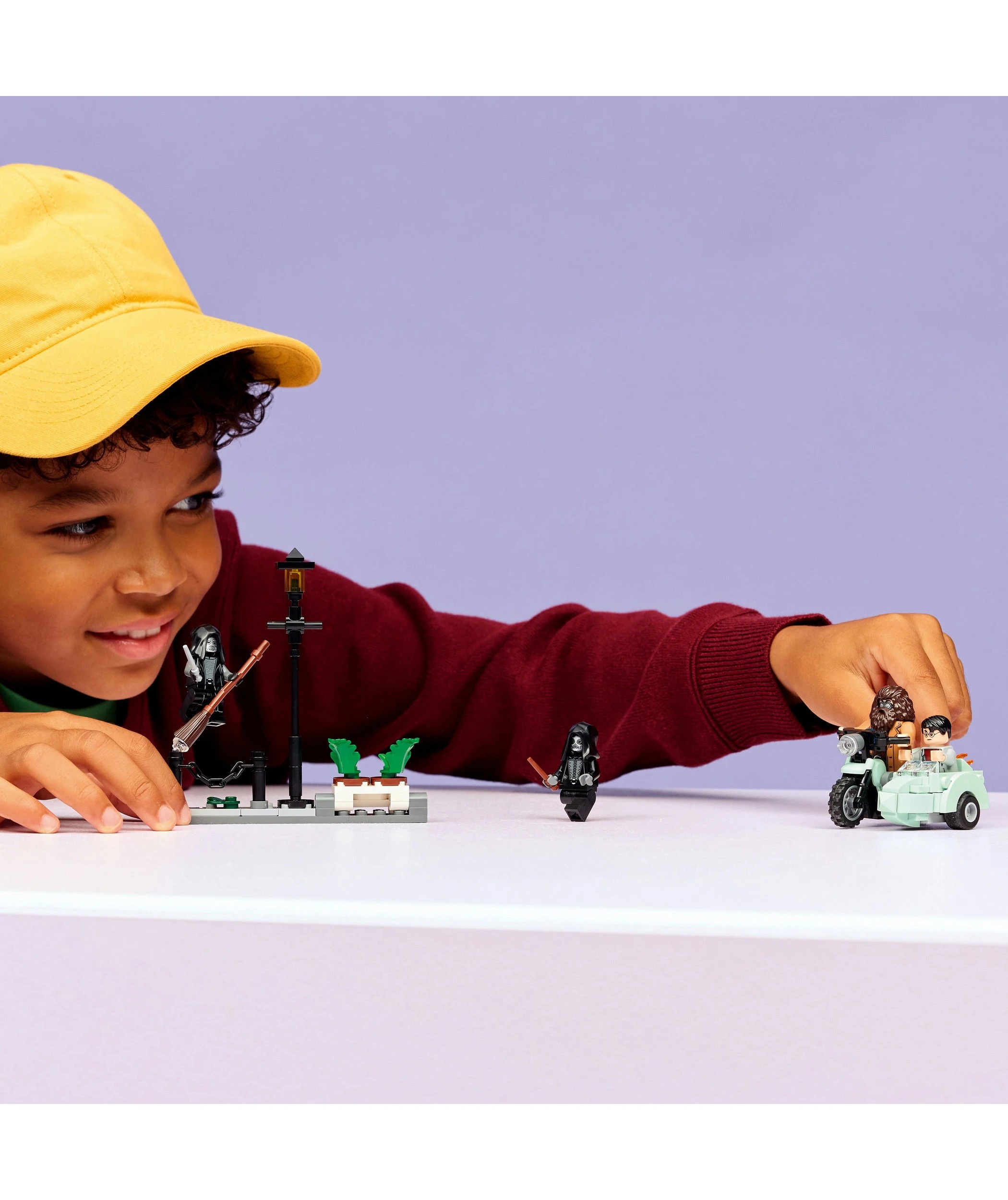 8 LEGO Harry Potter Hagrid & Harry's Privet Drive Escape 76459, 8 of 10